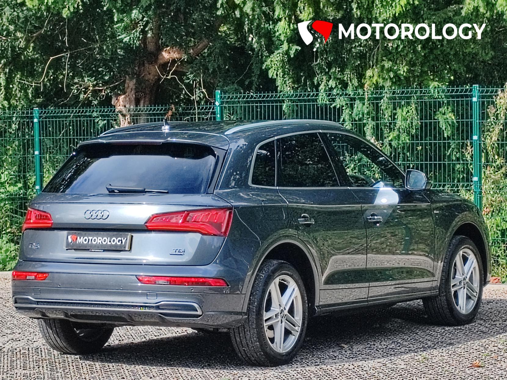 Audi Q5 2.0 TDI S line SUV 5dr Diesel S Tronic quattro Euro 6 (s/s) (190 ps)