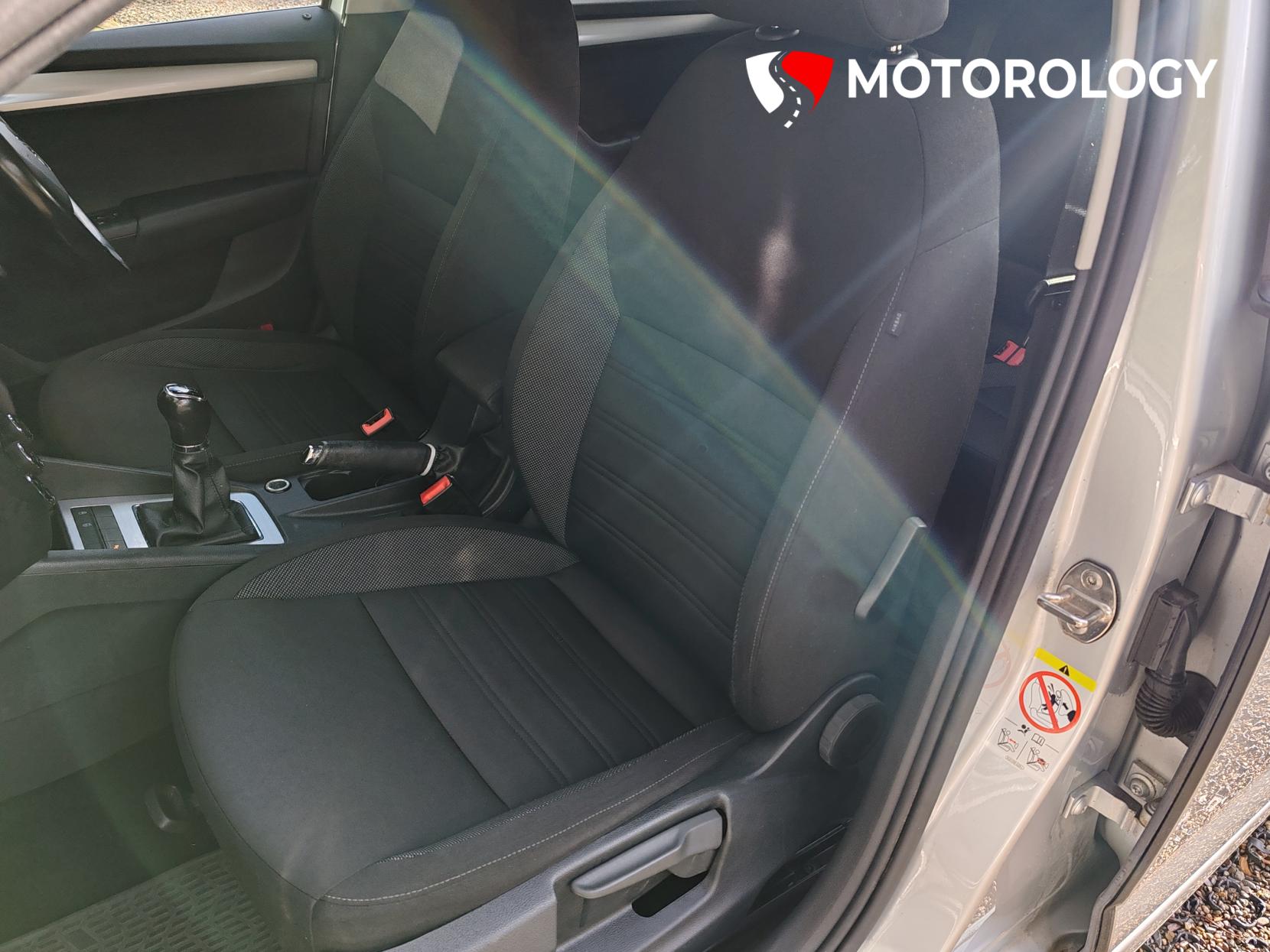 Skoda Octavia 1.0 TSI GPF SE Technology Estate 5dr Petrol Manual Euro 6 (s/s) (115 ps)