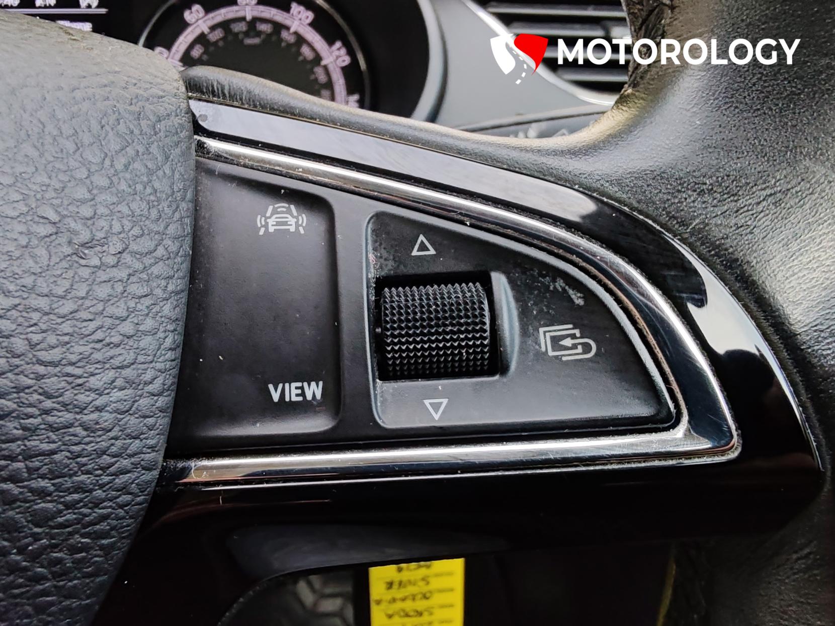 Skoda Octavia 1.0 TSI GPF SE Technology Estate 5dr Petrol Manual Euro 6 (s/s) (115 ps)