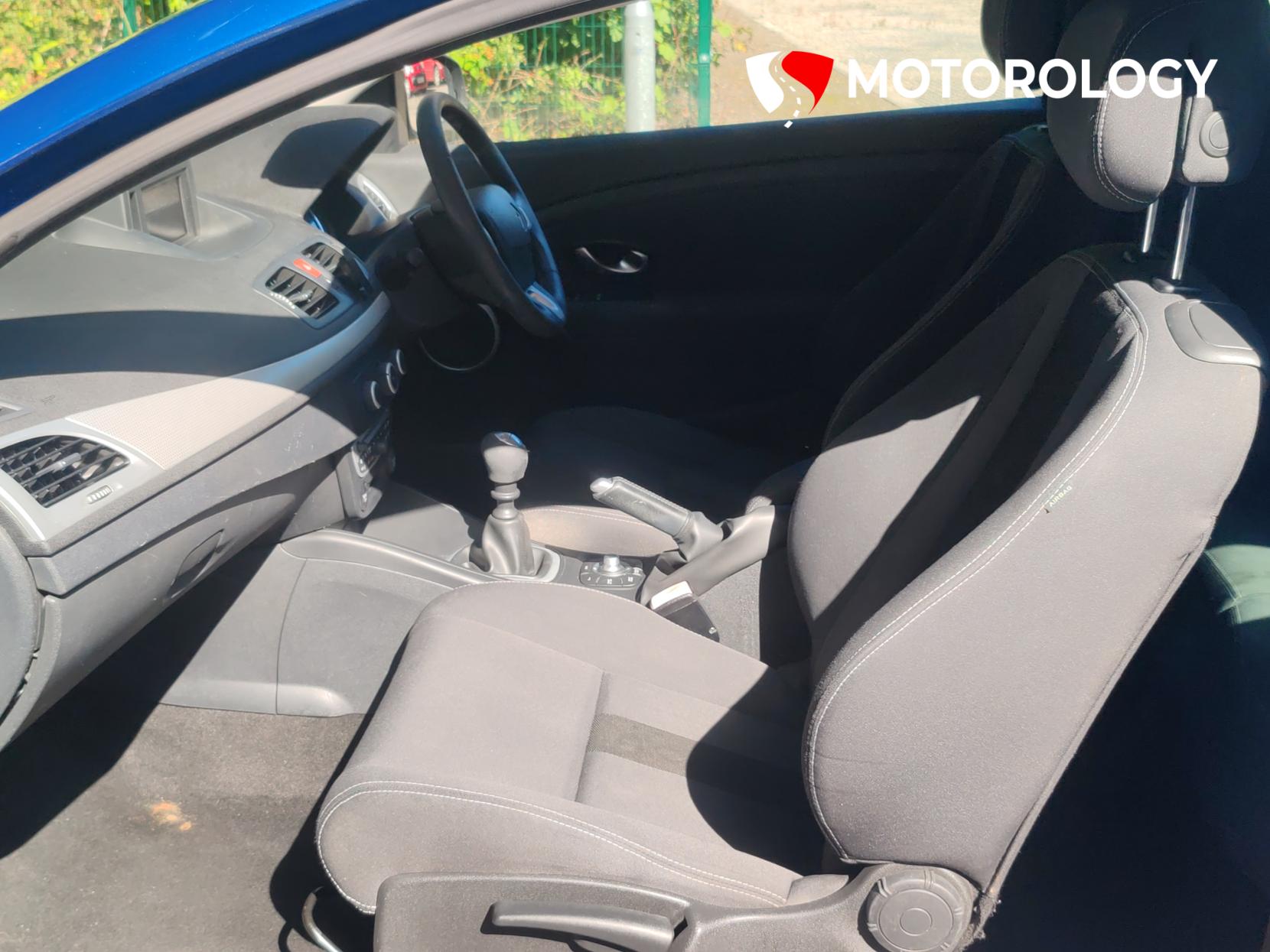 Renault Megane 1.5 dCi Dynamique TomTom Coupe 3dr Diesel Manual Euro 5 (110 ps)