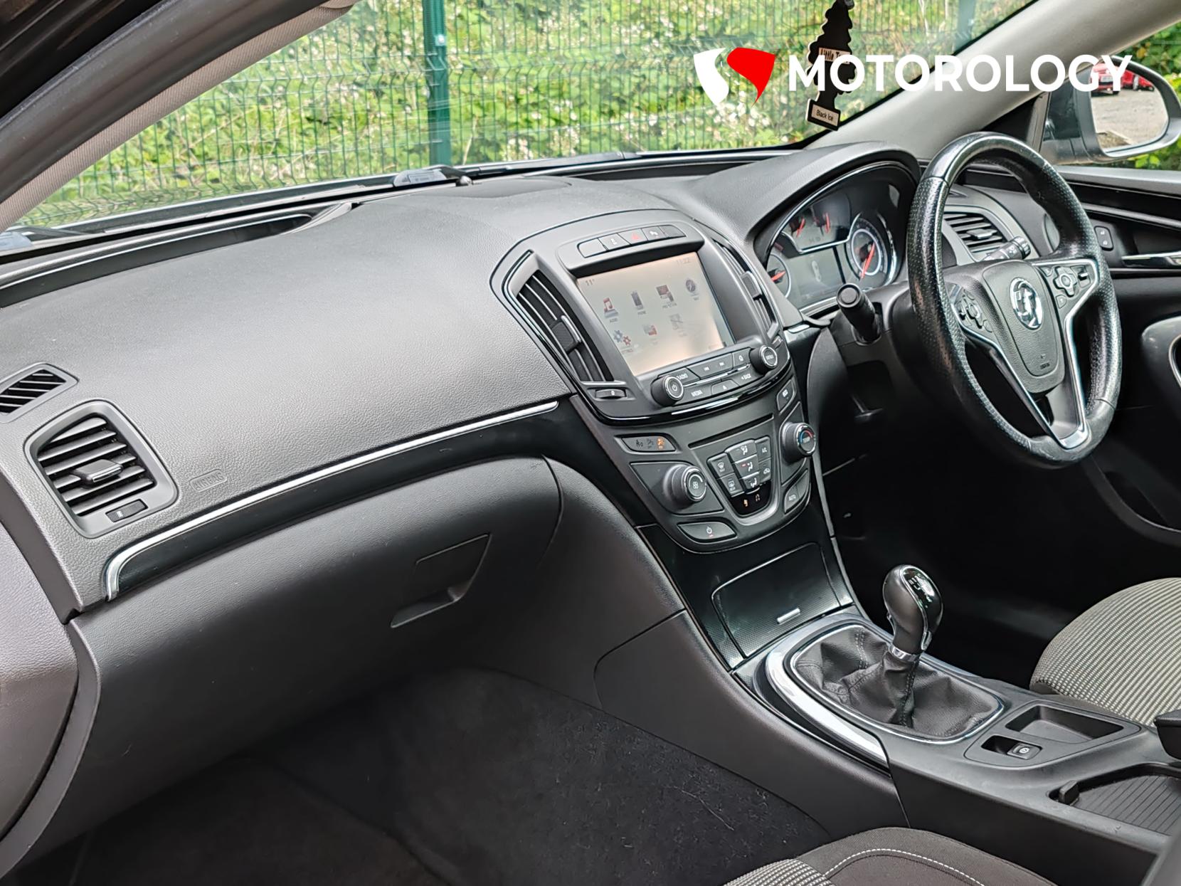 Vauxhall Insignia 1.4i Turbo SRi Nav Hatchback 5dr Petrol Manual Euro 6 (s/s) (140 ps)