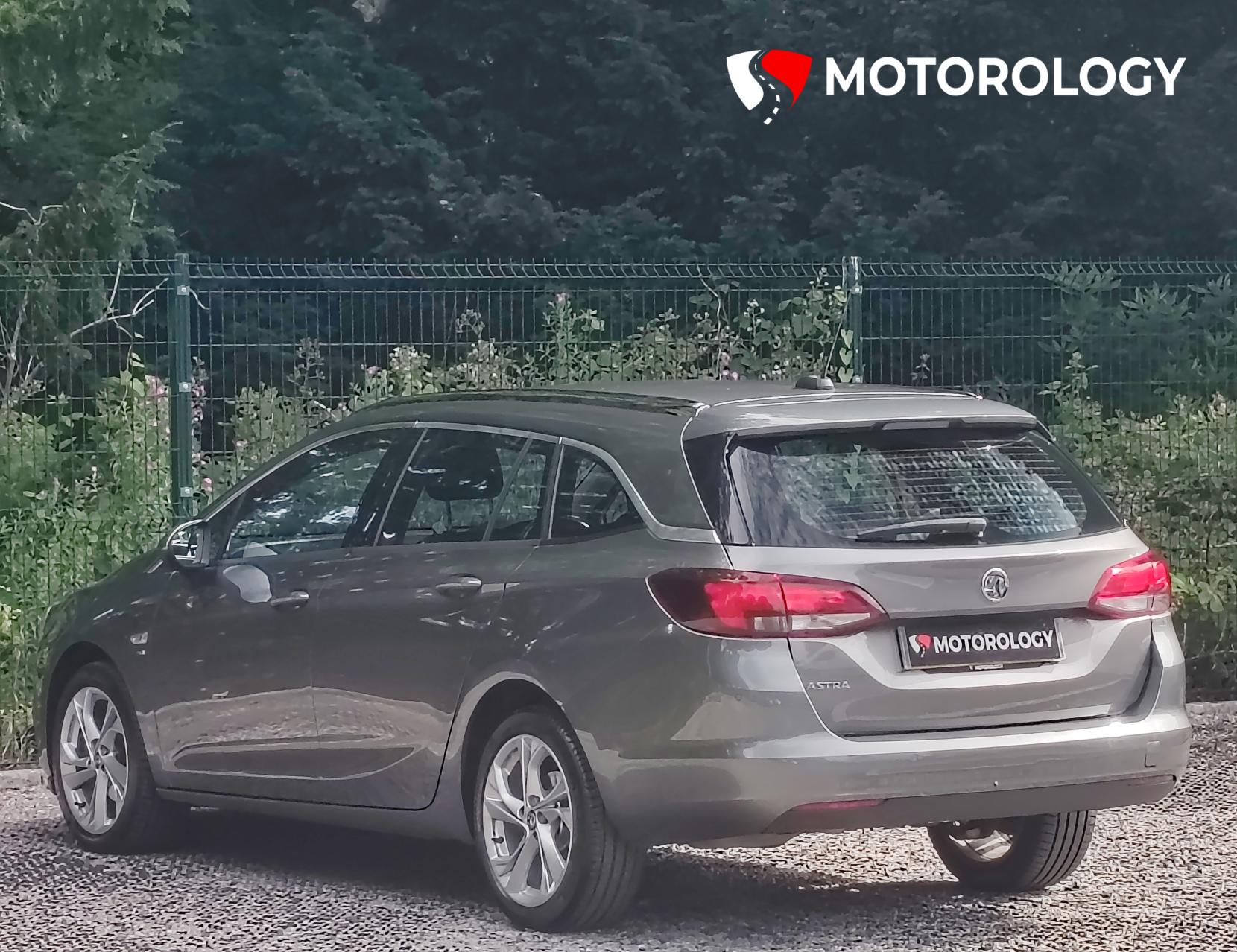 Vauxhall Astra 1.4i Turbo SRi Nav Sports Tourer 5dr Petrol Manual Euro 6 (s/s) (150 ps)