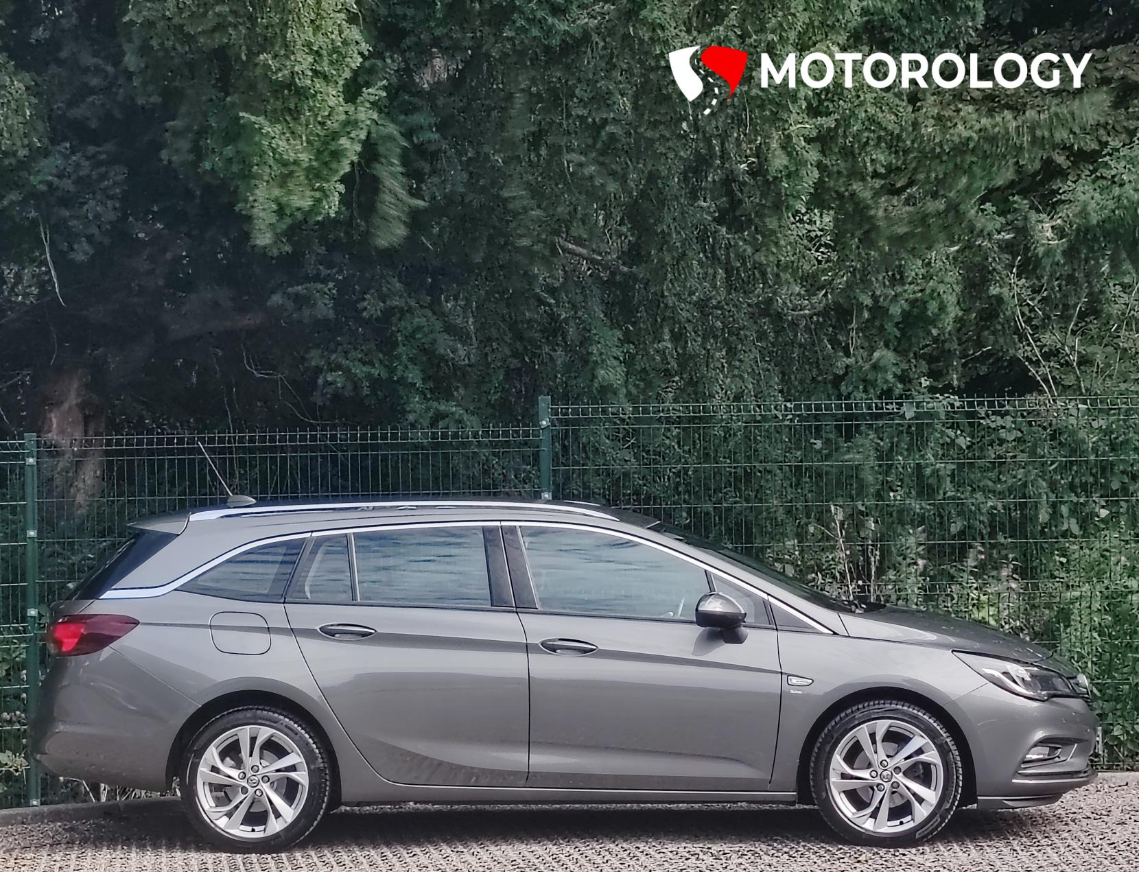 Vauxhall Astra 1.4i Turbo SRi Nav Sports Tourer 5dr Petrol Manual Euro 6 (s/s) (150 ps)