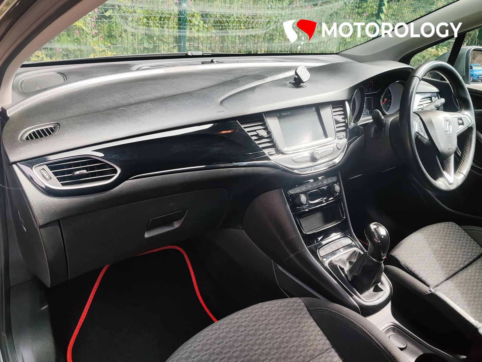 Vauxhall Astra 1.4i Turbo SRi Nav Sports Tourer 5dr Petrol Manual Euro 6 (s/s) (150 ps)