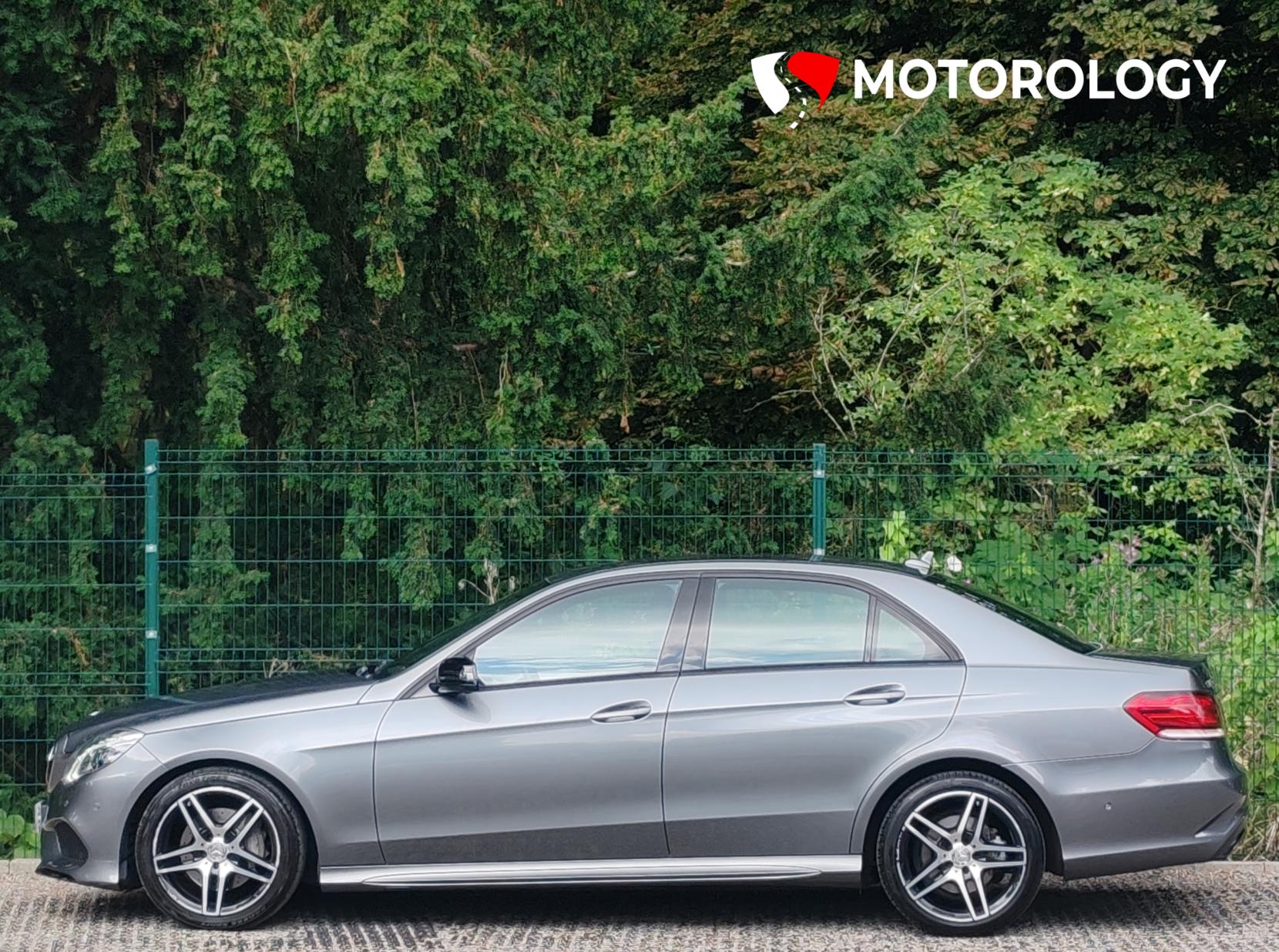 Mercedes-Benz E Class 2.1 E220 BlueTEC AMG Night Edition Saloon 4dr Diesel G-Tronic+ Euro 6 (s/s) (177 ps)
