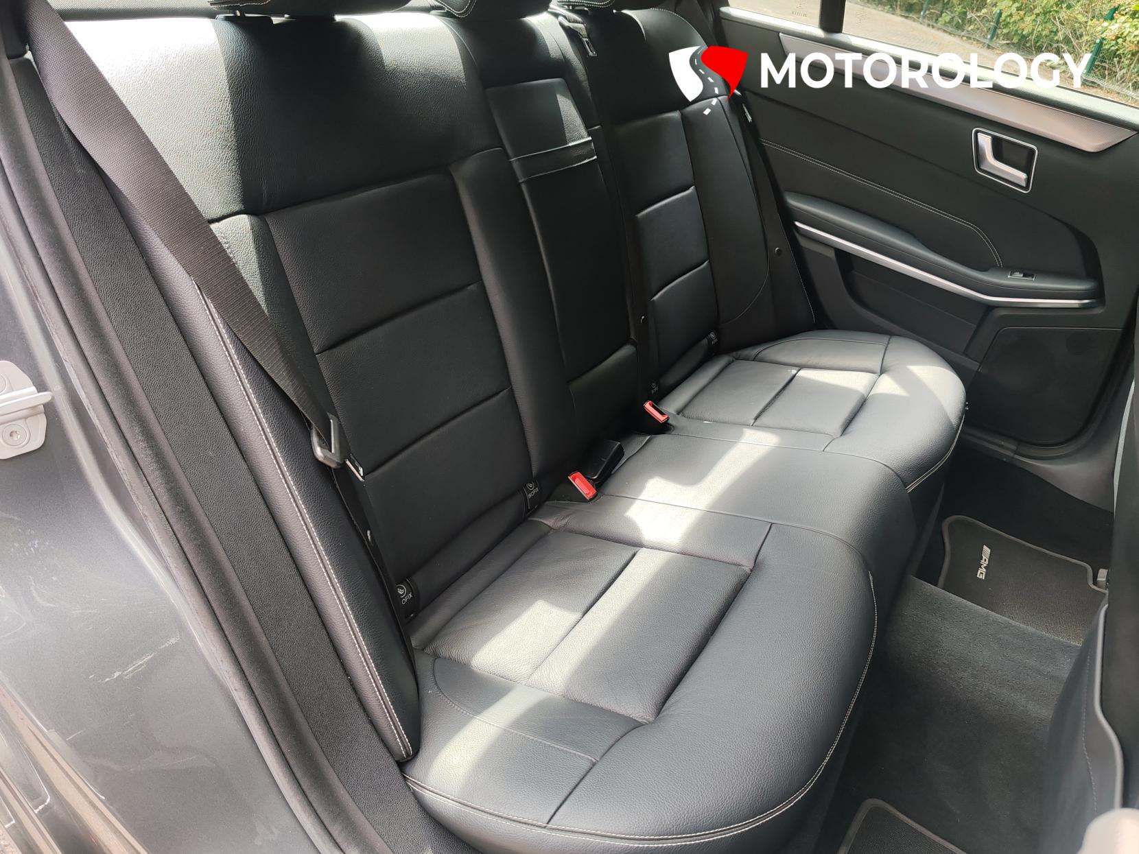 Mercedes-Benz E Class 2.1 E220 BlueTEC AMG Night Edition Saloon 4dr Diesel G-Tronic+ Euro 6 (s/s) (177 ps)
