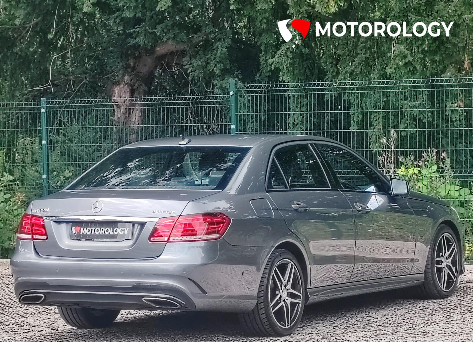 Mercedes-Benz E Class 2.1 E220 BlueTEC AMG Night Edition Saloon 4dr Diesel G-Tronic+ Euro 6 (s/s) (177 ps)