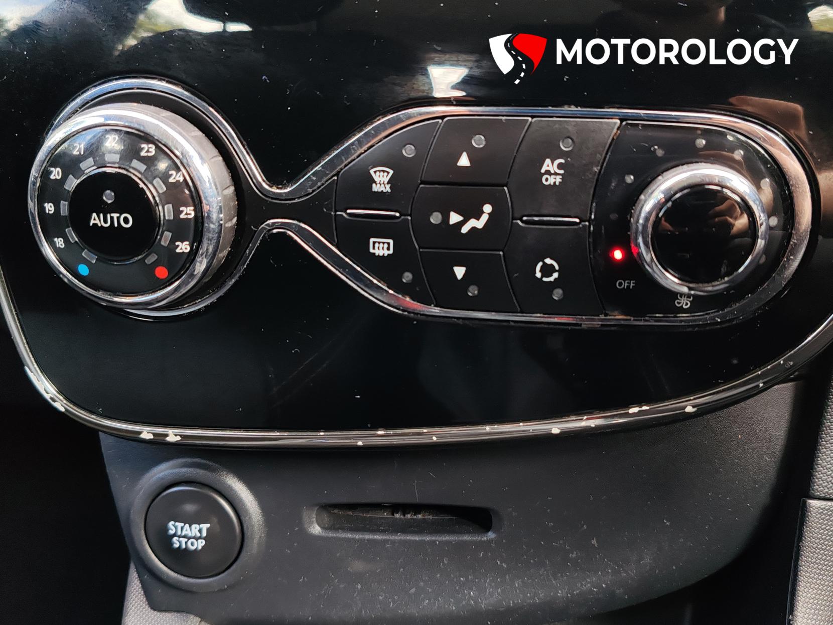 Renault Clio 1.5 dCi Dynamique S MediaNav Hatchback 5dr Diesel Manual Euro 5 (s/s) (90 ps)