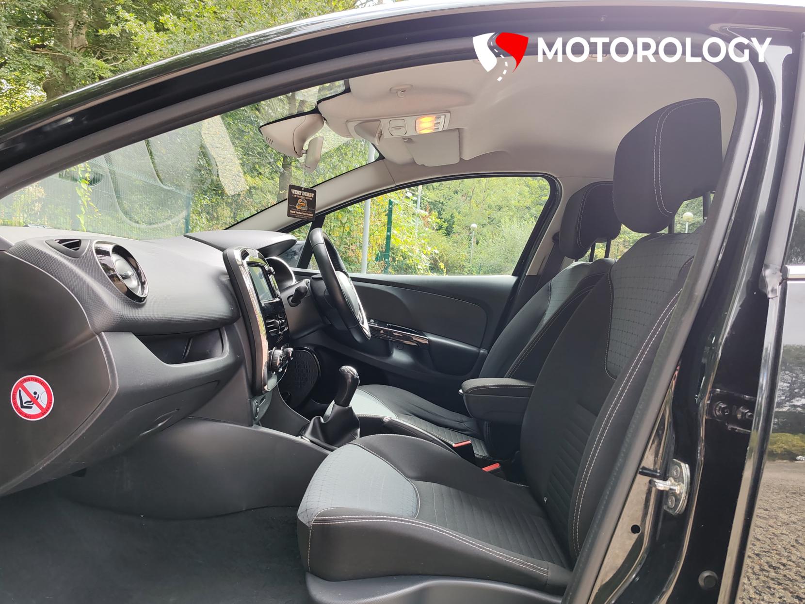 Renault Clio 1.5 dCi Dynamique S MediaNav Hatchback 5dr Diesel Manual Euro 5 (s/s) (90 ps)