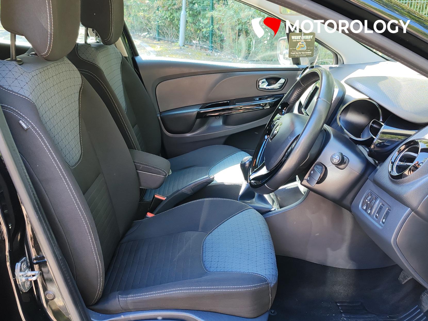 Renault Clio 1.5 dCi Dynamique S MediaNav Hatchback 5dr Diesel Manual Euro 5 (s/s) (90 ps)