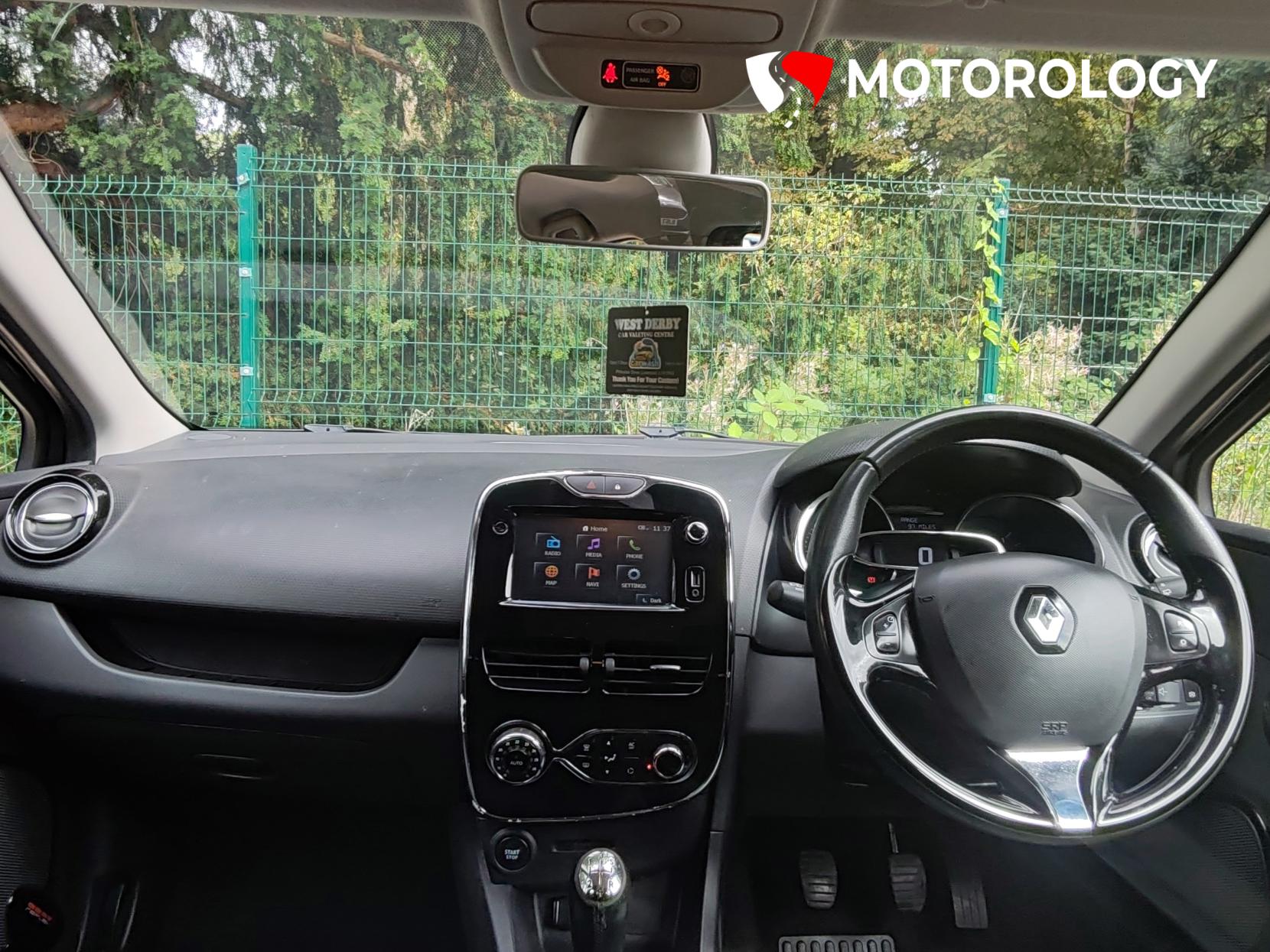 Renault Clio 1.5 dCi Dynamique S MediaNav Hatchback 5dr Diesel Manual Euro 5 (s/s) (90 ps)