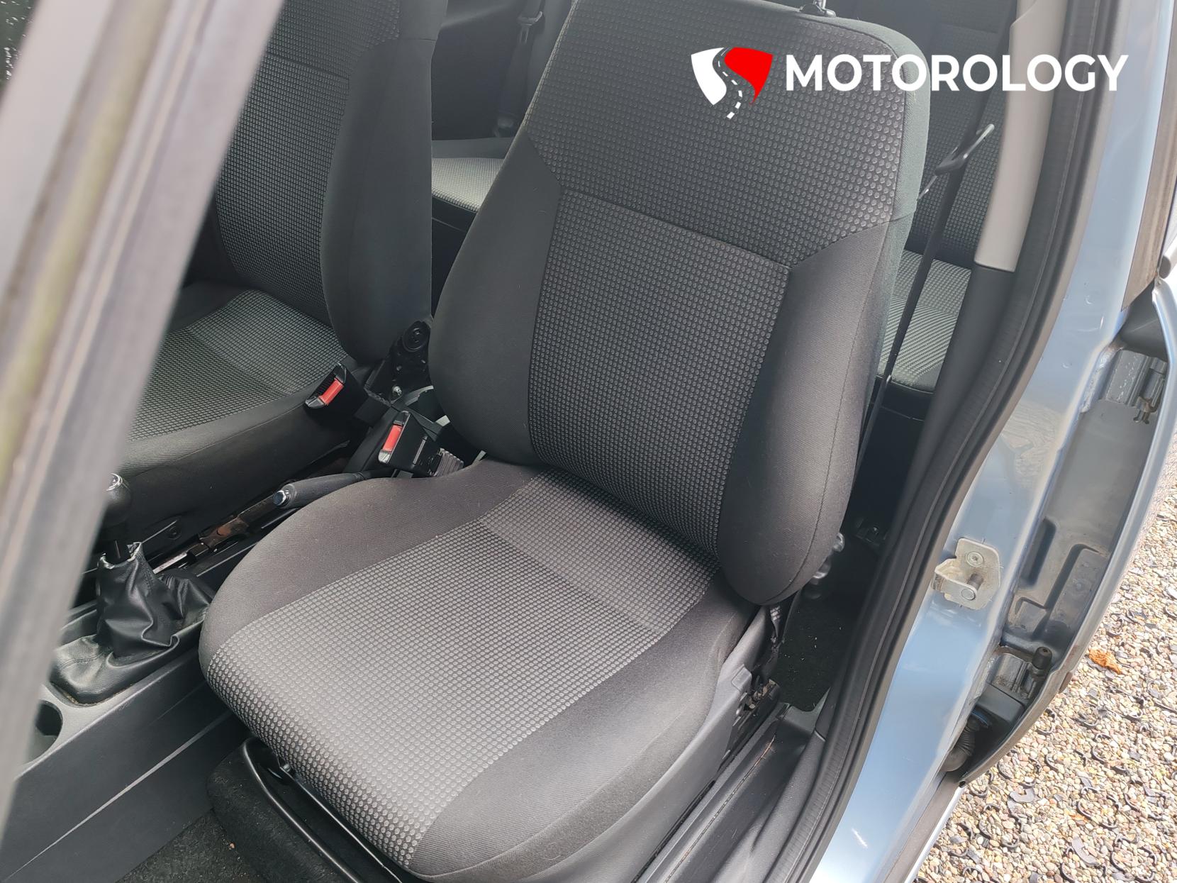 Vauxhall Meriva 1.4i 16v Life MPV 5dr Petrol Manual (148 g/km, 89 bhp)