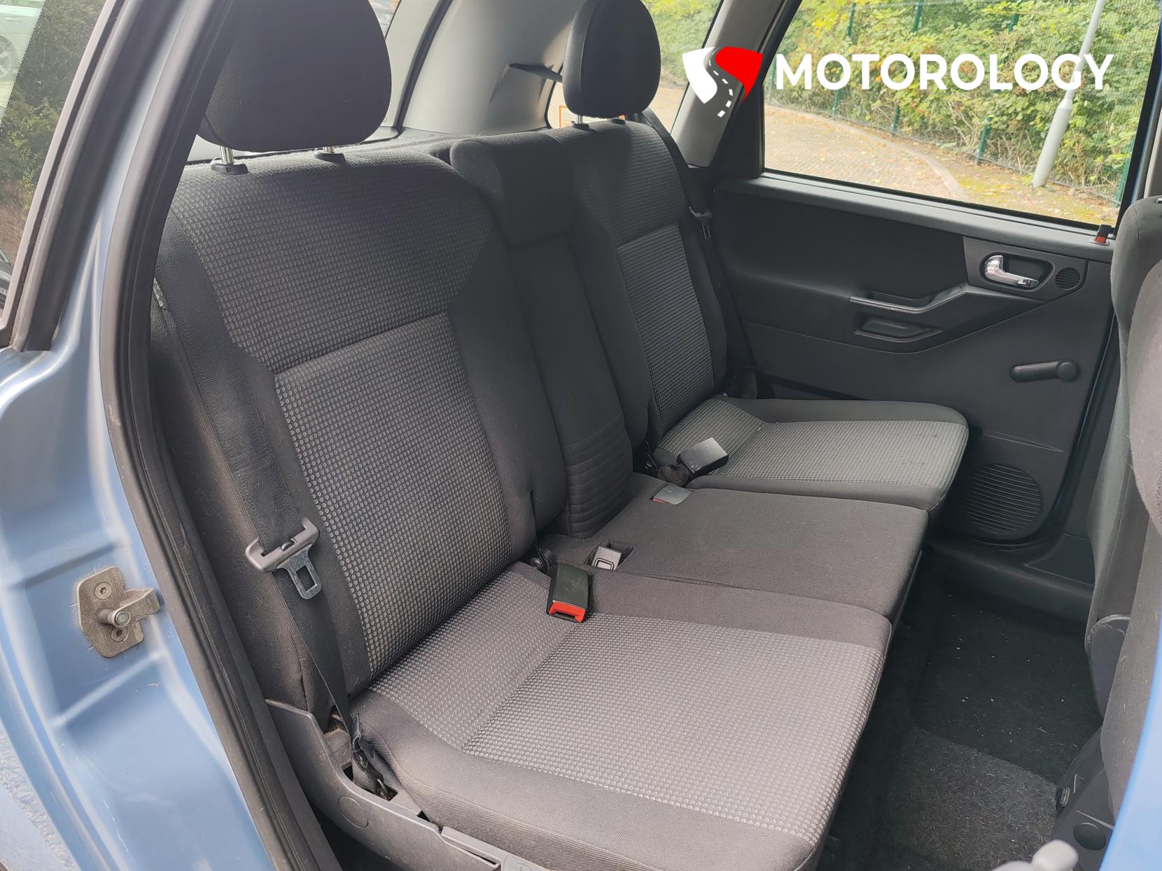 Vauxhall Meriva 1.4i 16v Life MPV 5dr Petrol Manual (148 g/km, 89 bhp)