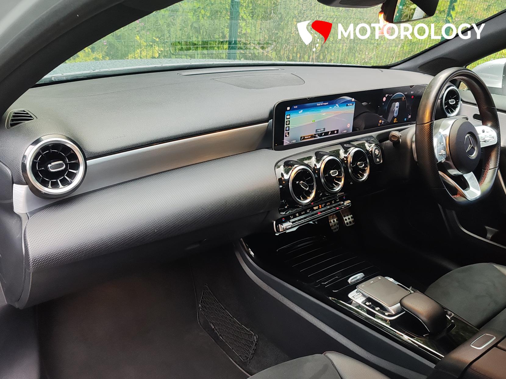 Mercedes-Benz A Class 2.0 A200d AMG Line (Executive) Hatchback 5dr Diesel 8G-DCT Euro 6 (s/s) (150 ps)