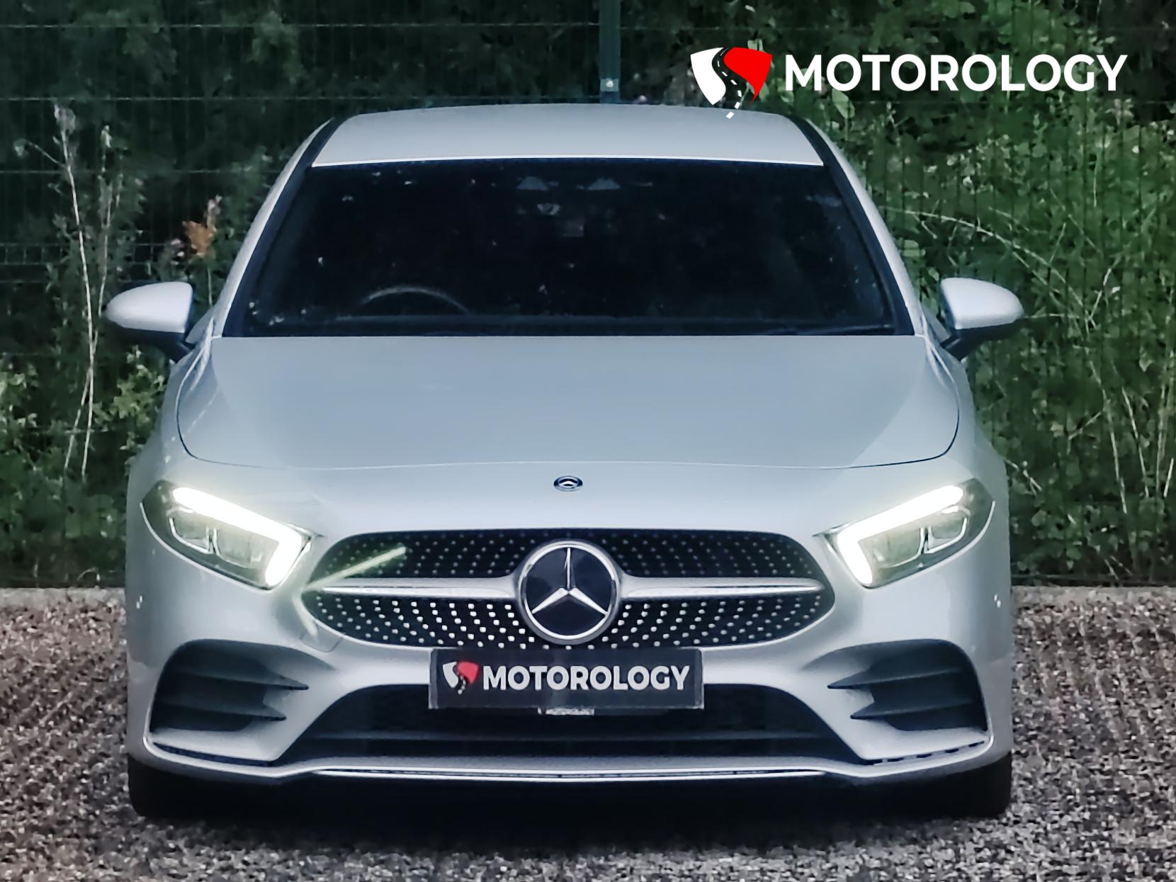 Mercedes-Benz A Class 2.0 A200d AMG Line (Executive) Hatchback 5dr Diesel 8G-DCT Euro 6 (s/s) (150 ps)