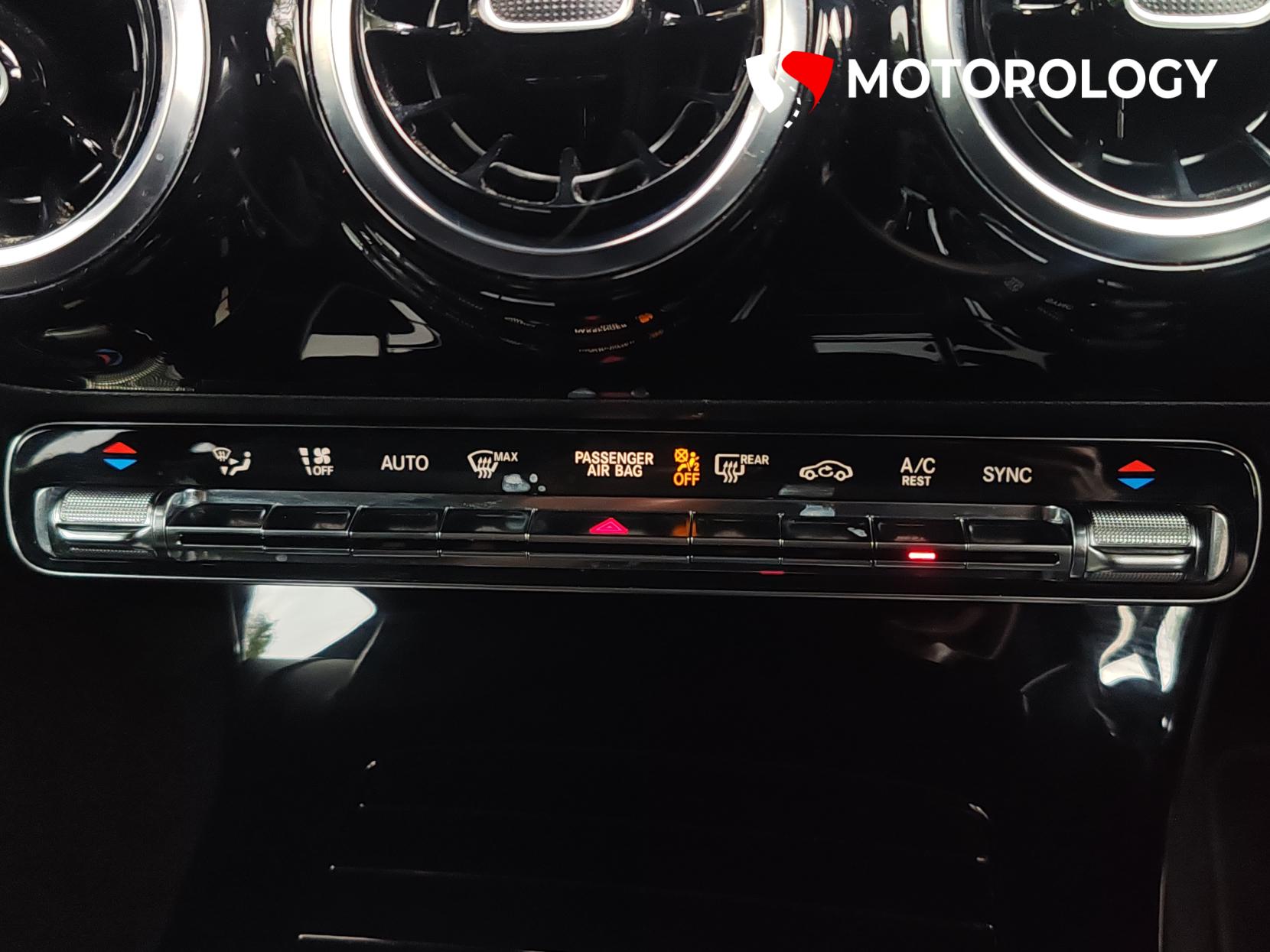 Mercedes-Benz A Class 2.0 A200d AMG Line (Executive) Hatchback 5dr Diesel 8G-DCT Euro 6 (s/s) (150 ps)