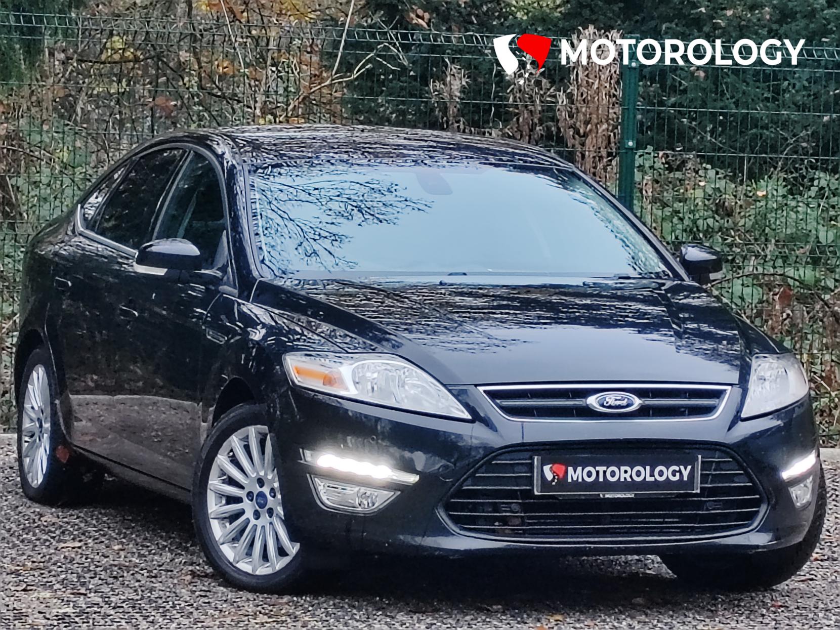 Ford Mondeo 2.0 TDCi Zetec Business Edition Hatchback 5dr Diesel Manual Euro 5 (140 ps)