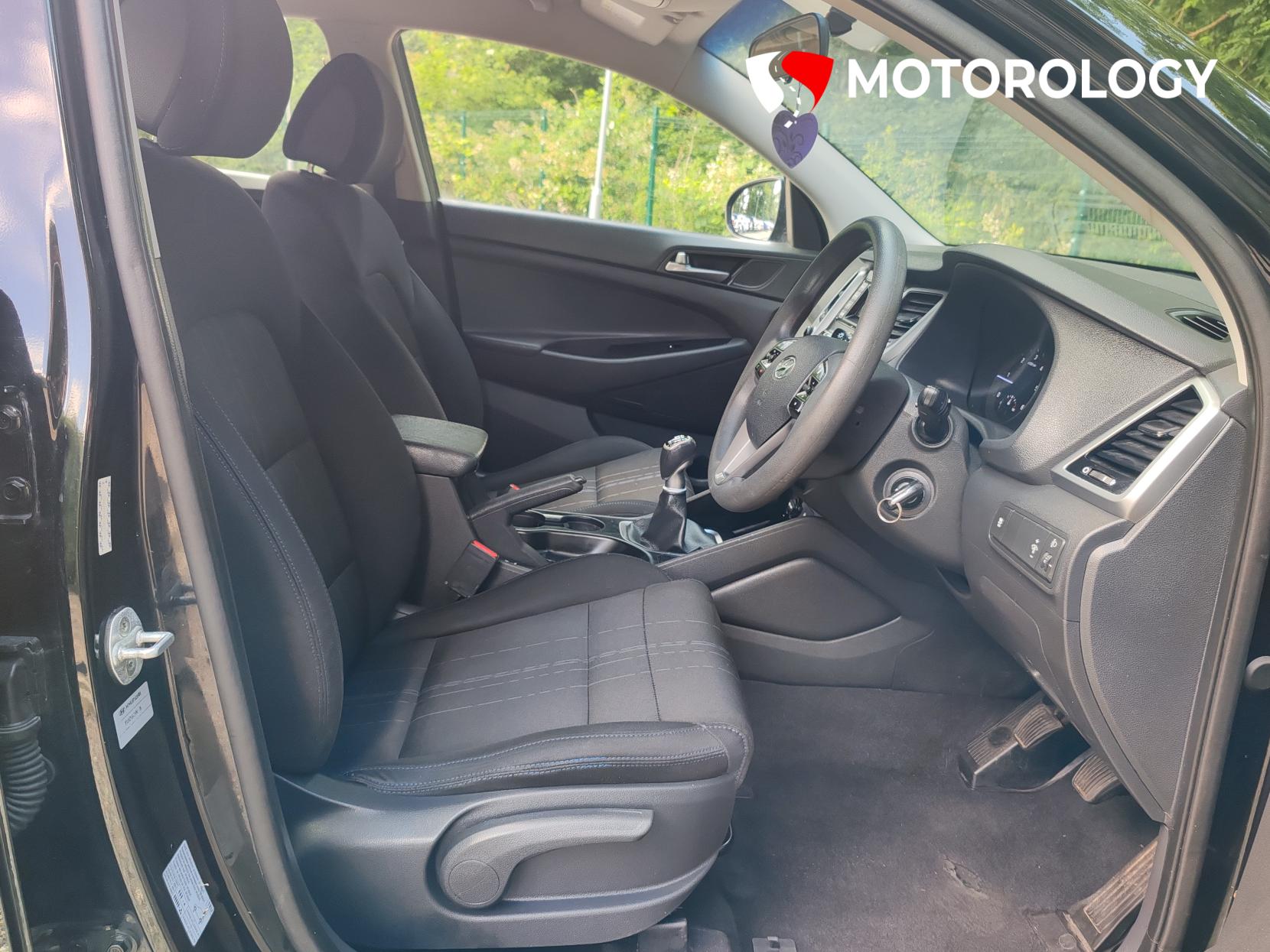 Hyundai TUCSON 1.7 CRDi Blue Drive S SUV 5dr Diesel Manual Euro 6 (s/s) (116 ps)