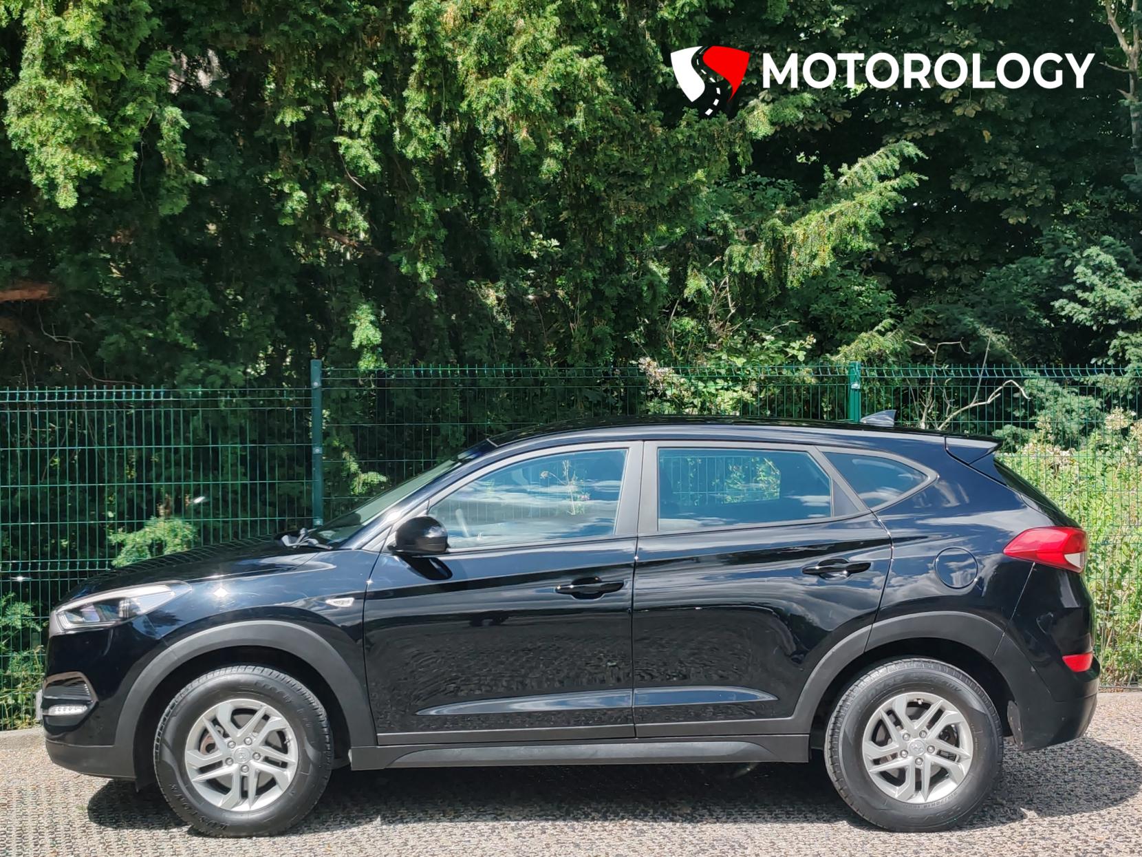 Hyundai TUCSON 1.7 CRDi Blue Drive S SUV 5dr Diesel Manual Euro 6 (s/s) (116 ps)