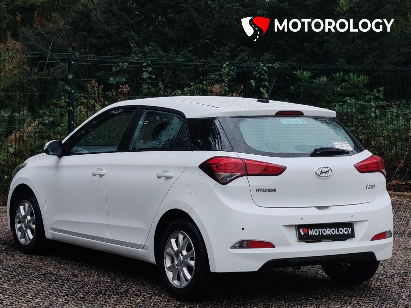 Hyundai i20 1.2 Blue Drive SE Hatchback 5dr Petrol Manual Euro 6 (s/s) (84 ps)