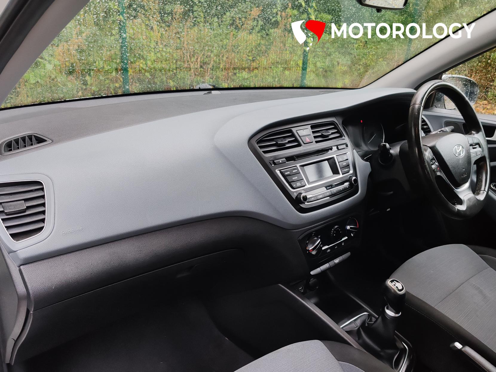 Hyundai i20 1.2 Blue Drive SE Hatchback 5dr Petrol Manual Euro 6 (s/s) (84 ps)