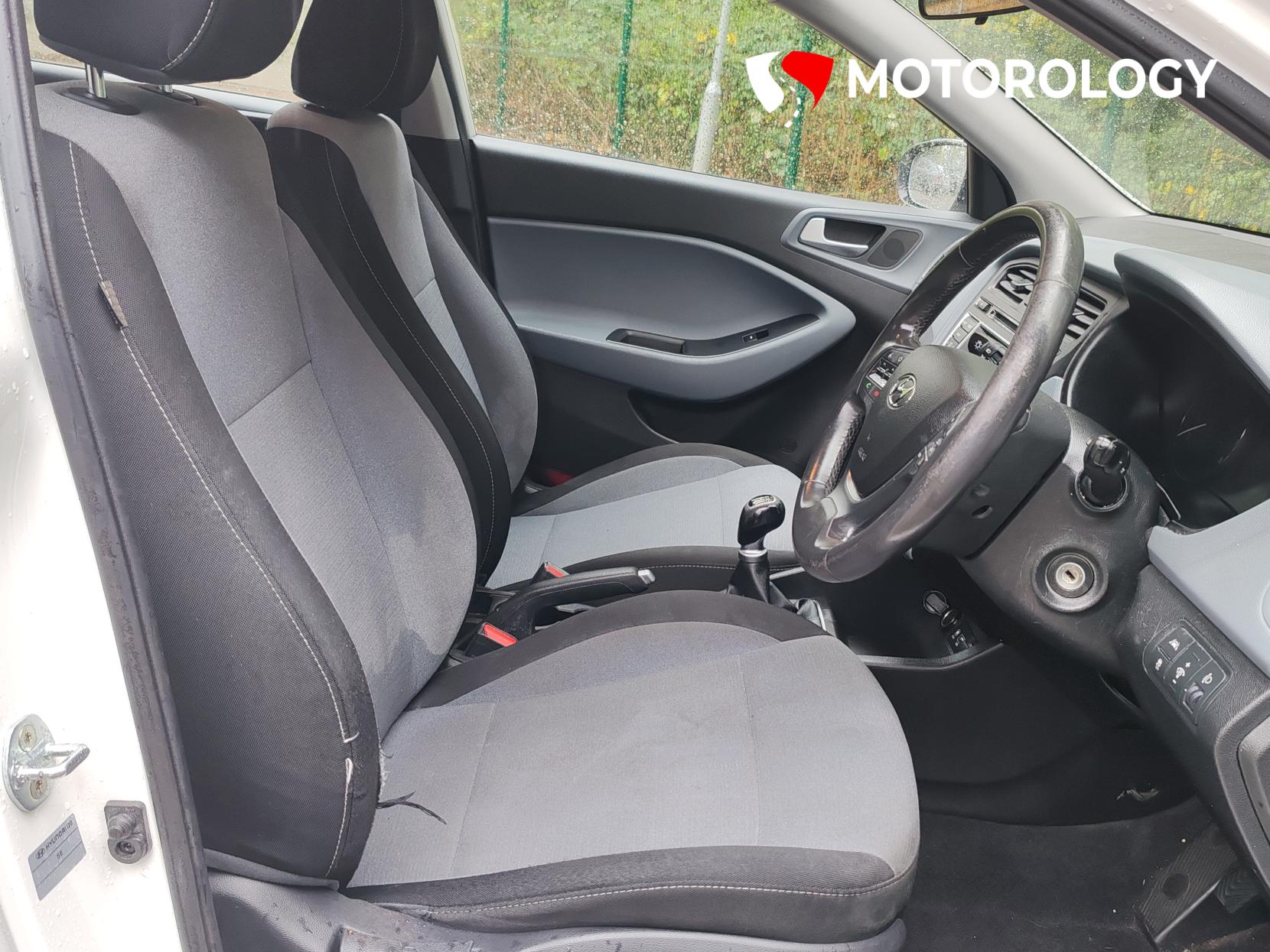 Hyundai i20 1.2 Blue Drive SE Hatchback 5dr Petrol Manual Euro 6 (s/s) (84 ps)