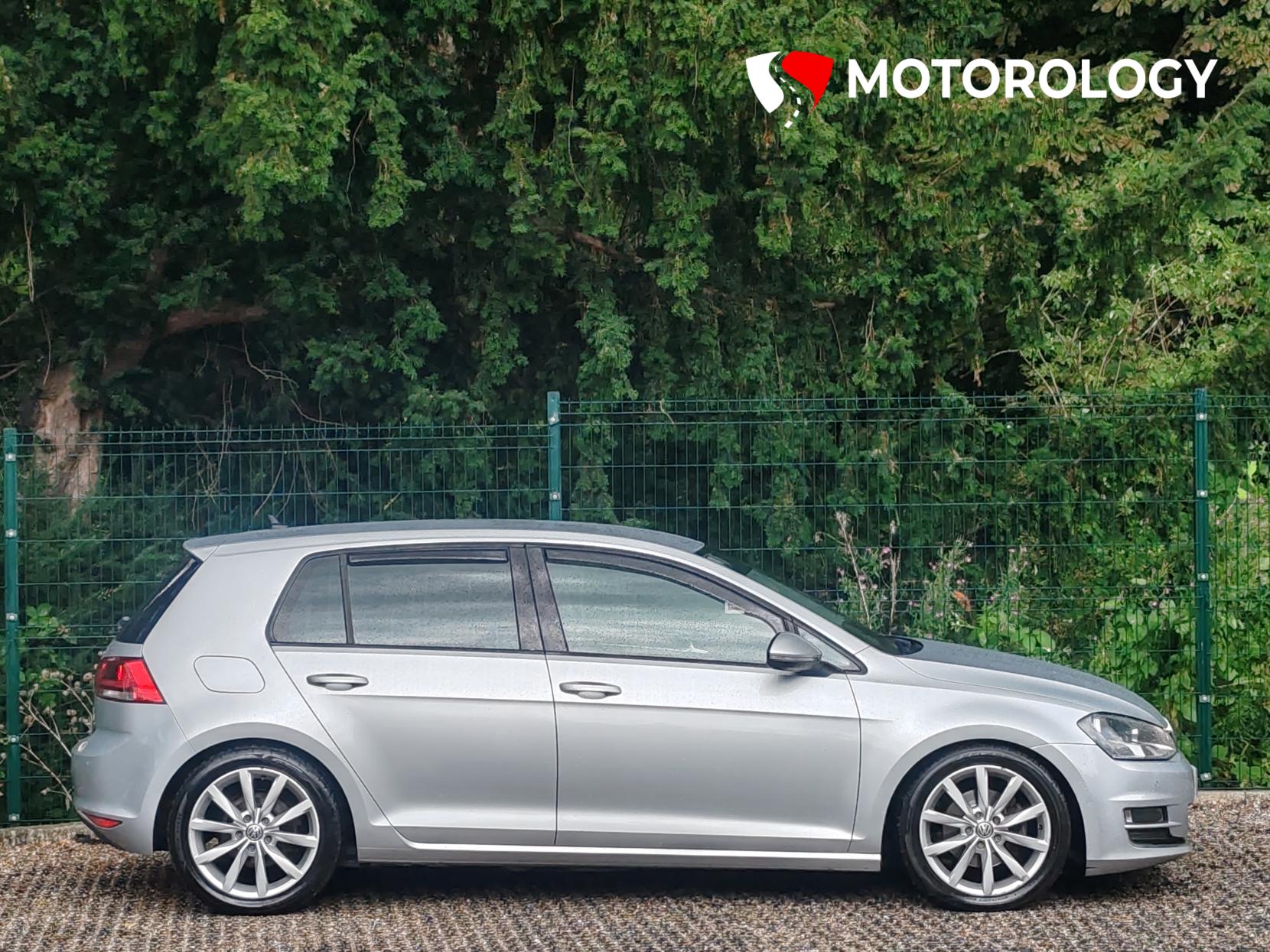 Volkswagen Golf 2.0 TDI BlueMotion Tech GT Hatchback 5dr Diesel DSG Euro 5 (s/s) (150 ps)
