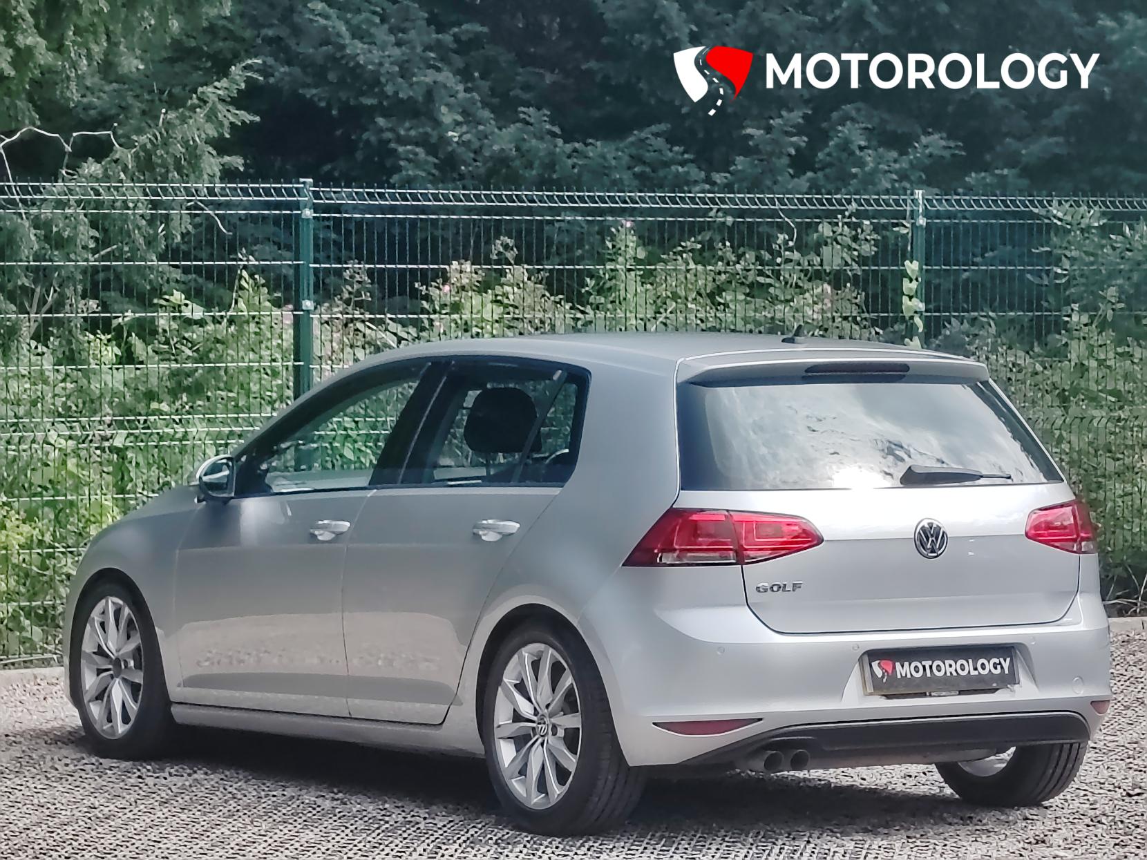 Volkswagen Golf 2.0 TDI BlueMotion Tech GT Hatchback 5dr Diesel DSG Euro 5 (s/s) (150 ps)