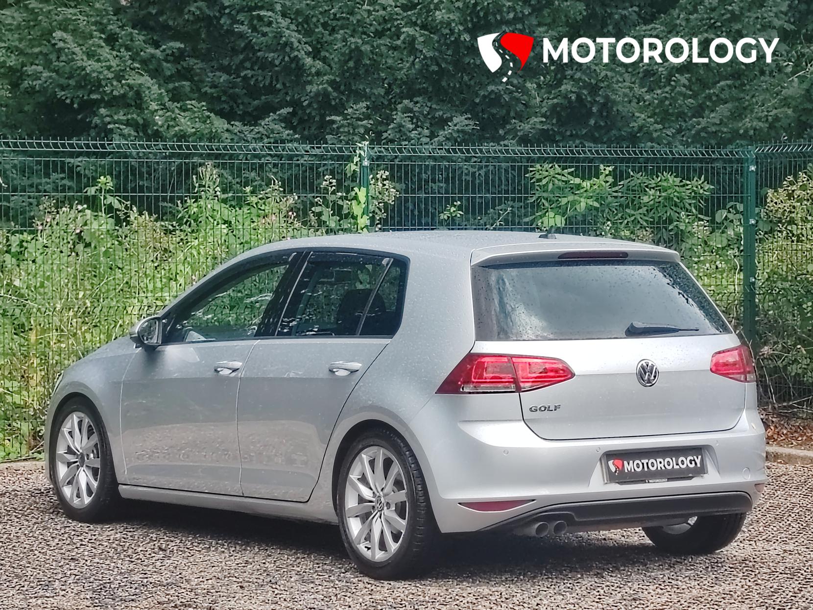Volkswagen Golf 2.0 TDI BlueMotion Tech GT Hatchback 5dr Diesel DSG Euro 5 (s/s) (150 ps)