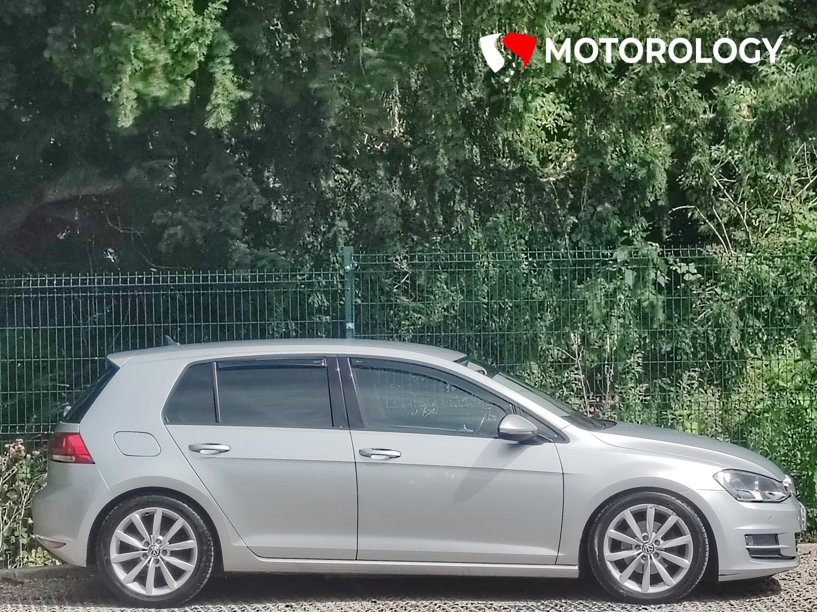 Volkswagen Golf 2.0 TDI BlueMotion Tech GT Hatchback 5dr Diesel DSG Euro 5 (s/s) (150 ps)
