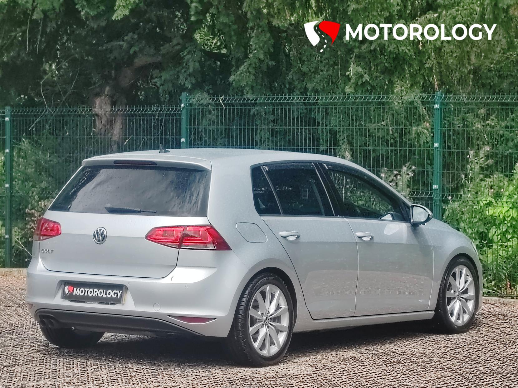 Volkswagen Golf 2.0 TDI BlueMotion Tech GT Hatchback 5dr Diesel DSG Euro 5 (s/s) (150 ps)