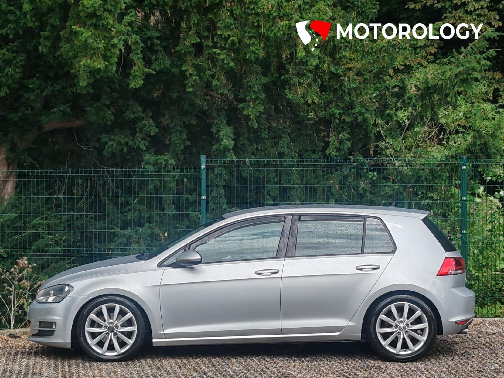 Volkswagen Golf 2.0 TDI BlueMotion Tech GT Hatchback 5dr Diesel DSG Euro 5 (s/s) (150 ps)