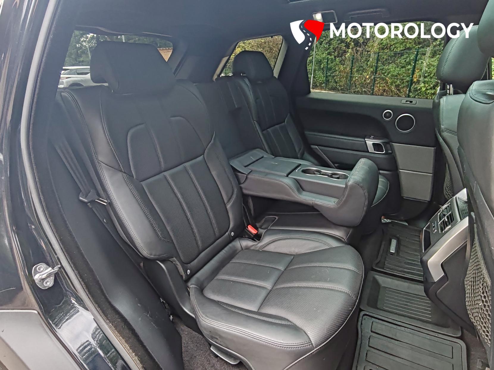 Land Rover Range Rover Sport 3.0 SD V6 HSE SUV 5dr Diesel Auto 4WD Euro 6 (s/s) (306 ps)