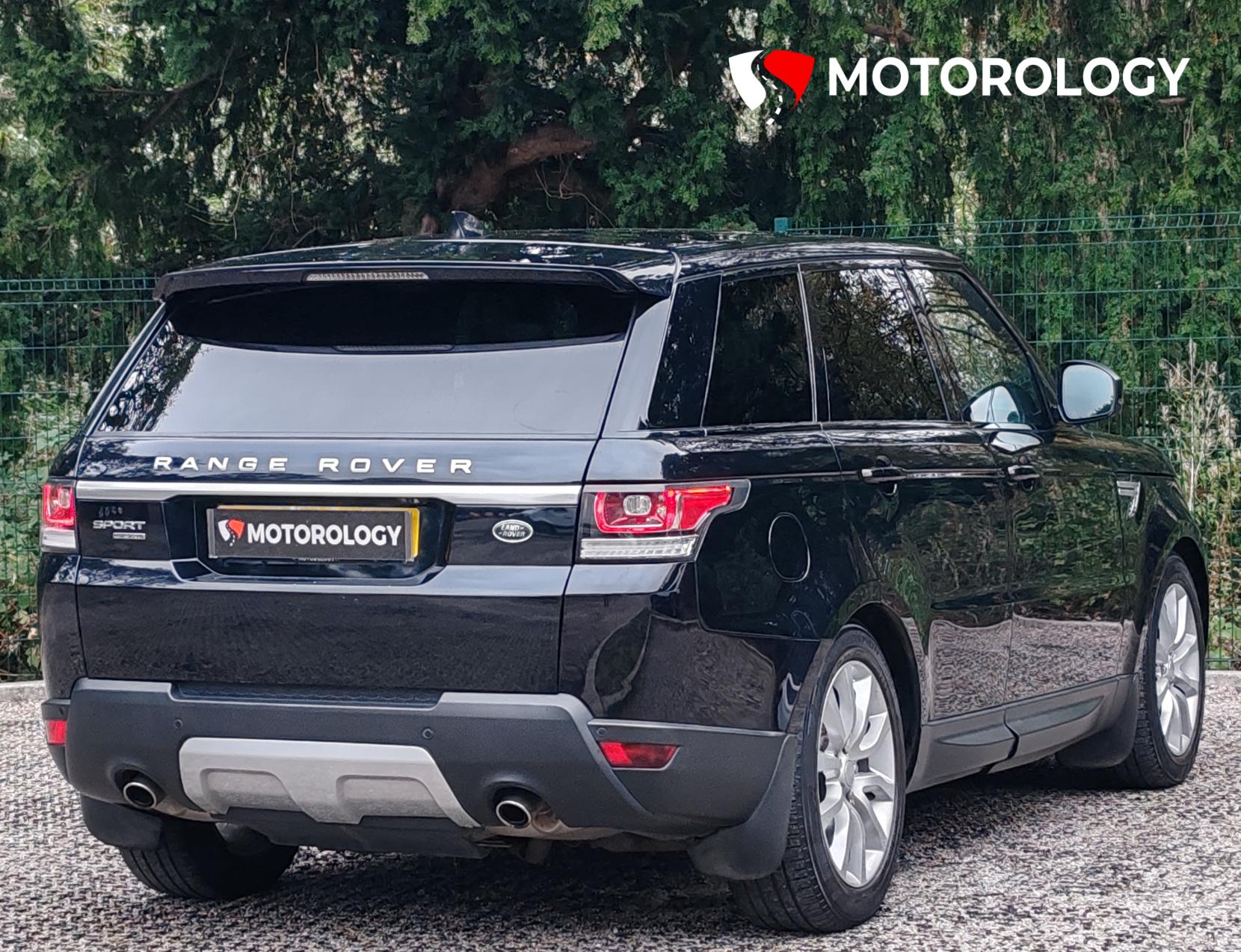 Land Rover Range Rover Sport 3.0 SD V6 HSE SUV 5dr Diesel Auto 4WD Euro 6 (s/s) (306 ps)