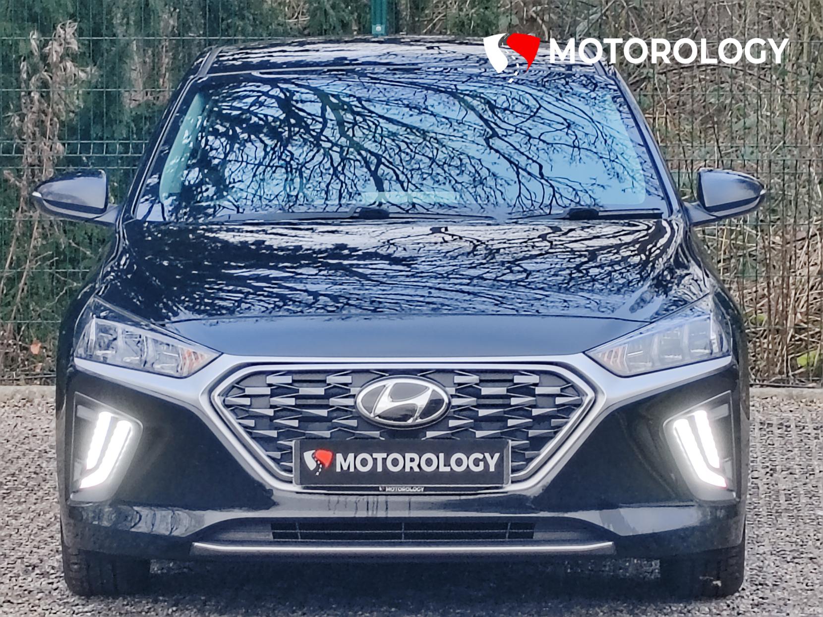 Hyundai IONIQ 1.6 h-GDi Premium Hatchback 5dr Petrol Hybrid DCT Euro 6 (s/s) (141 ps)