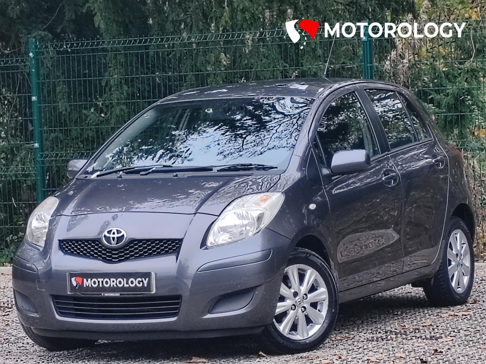 Toyota Yaris 1.0 VVT-i TR Hatchback 5dr Petrol Manual Euro 4 (69 ps)