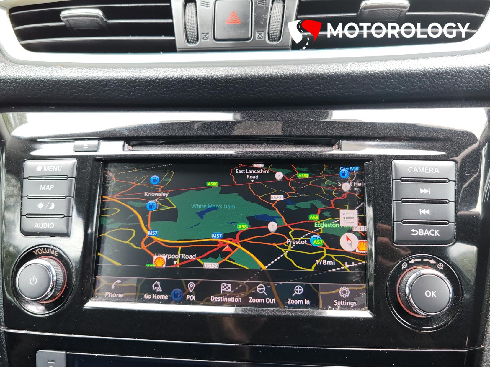 Nissan Qashqai 1.3 DIG-T N-Motion SUV 5dr Petrol Manual Euro 6 (s/s) (140 ps)