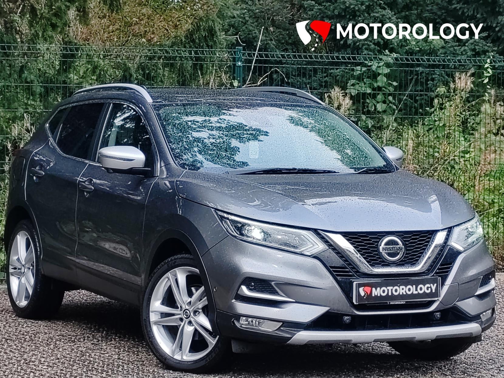 Nissan Qashqai 1.3 DIG-T N-Motion SUV 5dr Petrol Manual Euro 6 (s/s) (140 ps)