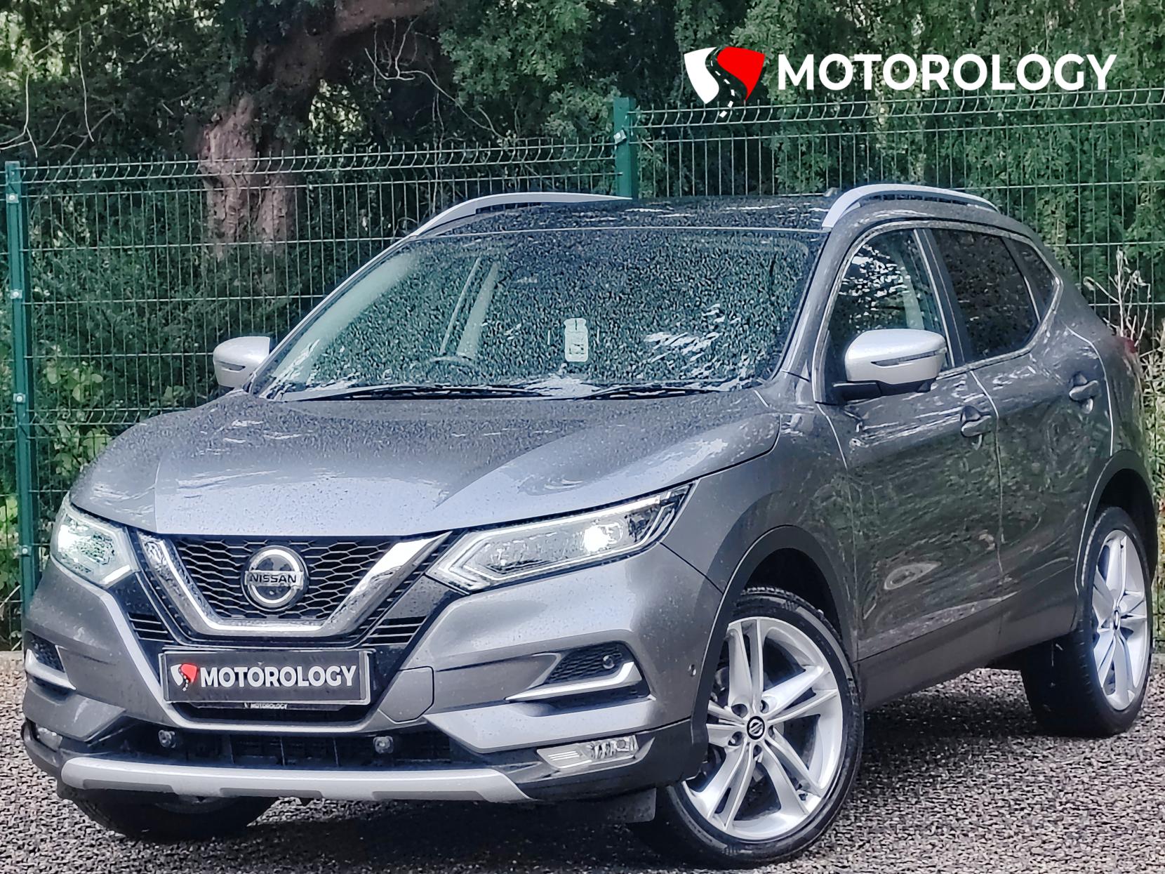 Nissan Qashqai 1.3 DIG-T N-Motion SUV 5dr Petrol Manual Euro 6 (s/s) (140 ps)