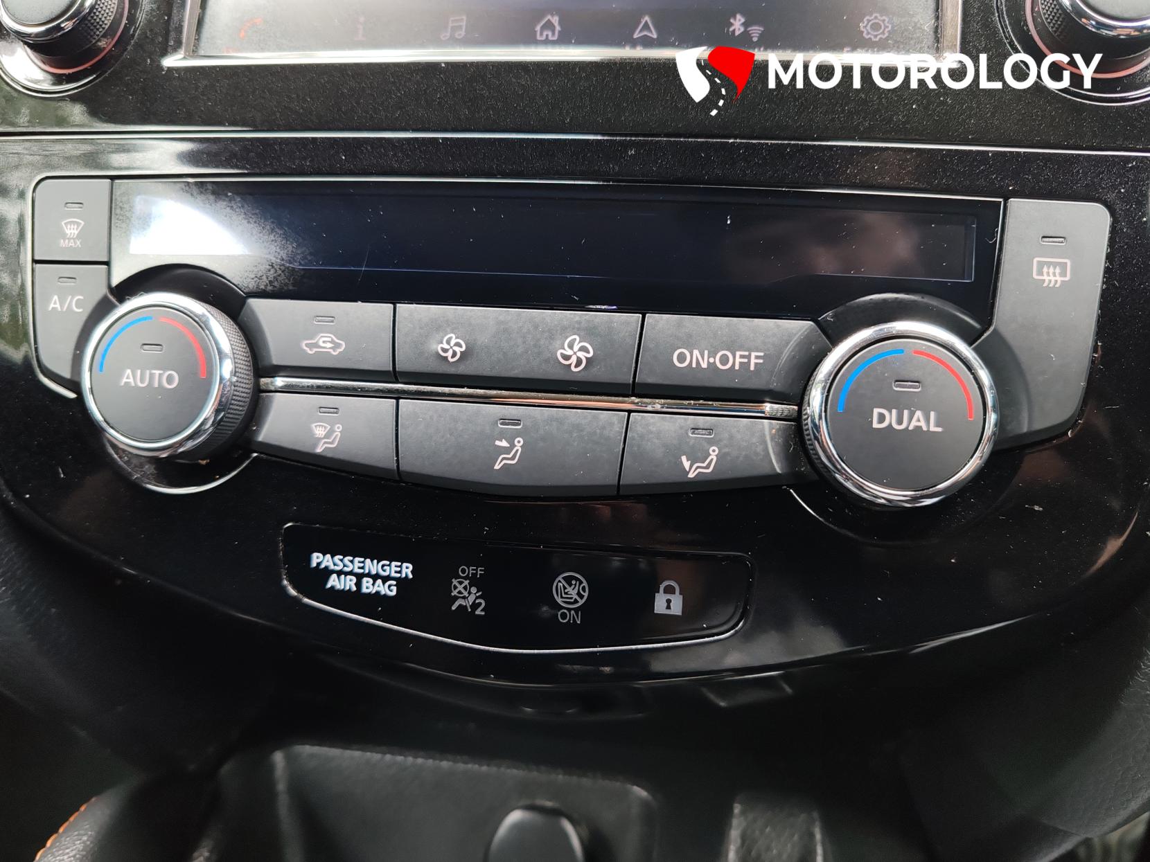 Nissan Qashqai 1.3 DIG-T N-Motion SUV 5dr Petrol Manual Euro 6 (s/s) (140 ps)