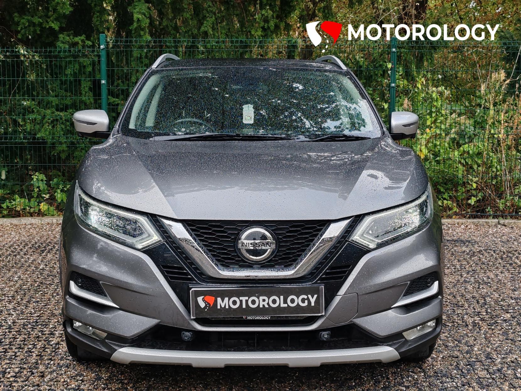 Nissan Qashqai 1.3 DIG-T N-Motion SUV 5dr Petrol Manual Euro 6 (s/s) (140 ps)