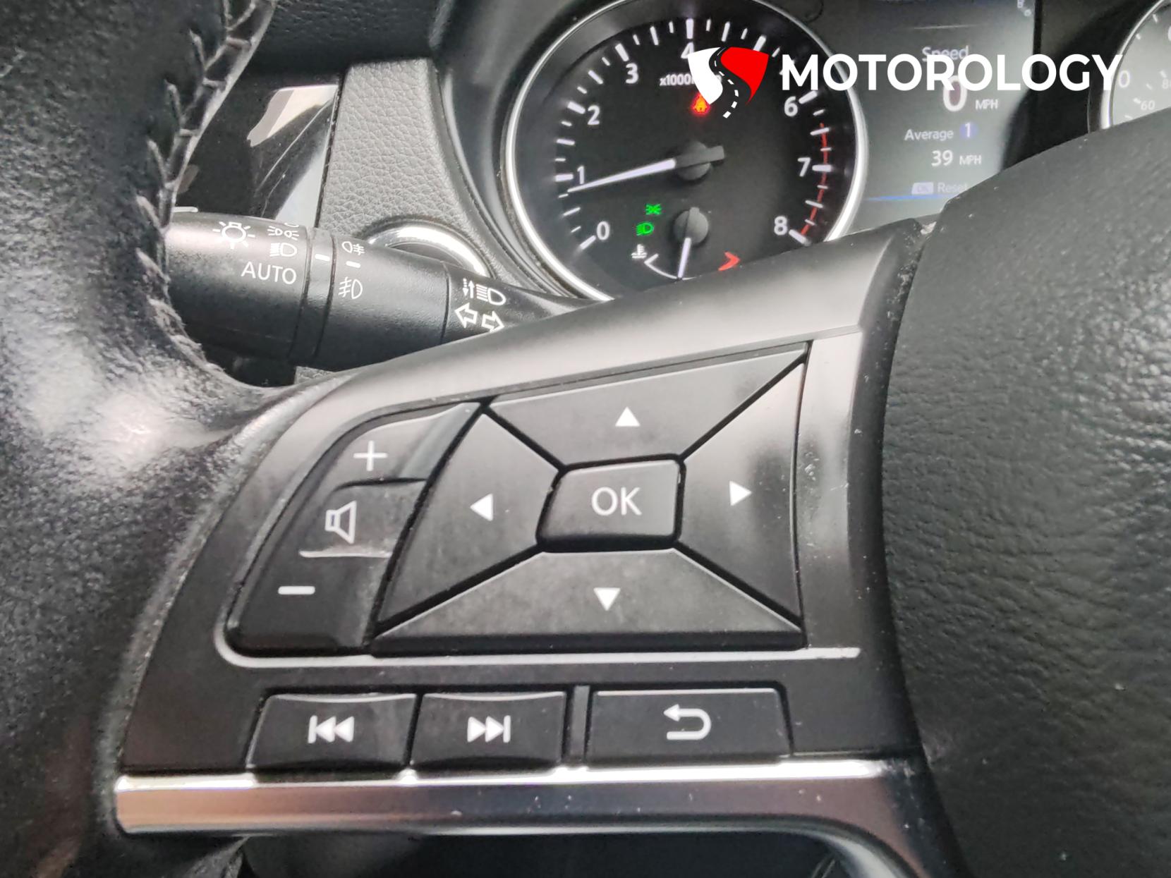 Nissan Qashqai 1.3 DIG-T N-Motion SUV 5dr Petrol Manual Euro 6 (s/s) (140 ps)