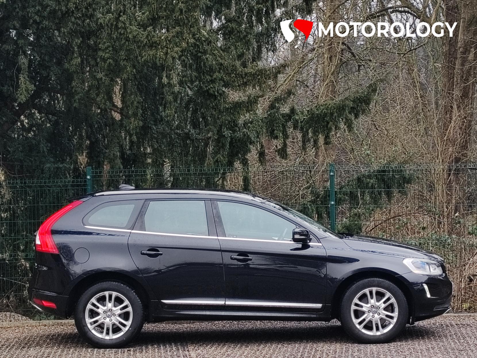 Volvo XC60 2.4 D5 SE Lux Nav SUV 5dr Diesel Geartronic AWD Euro 5 (215 ps)