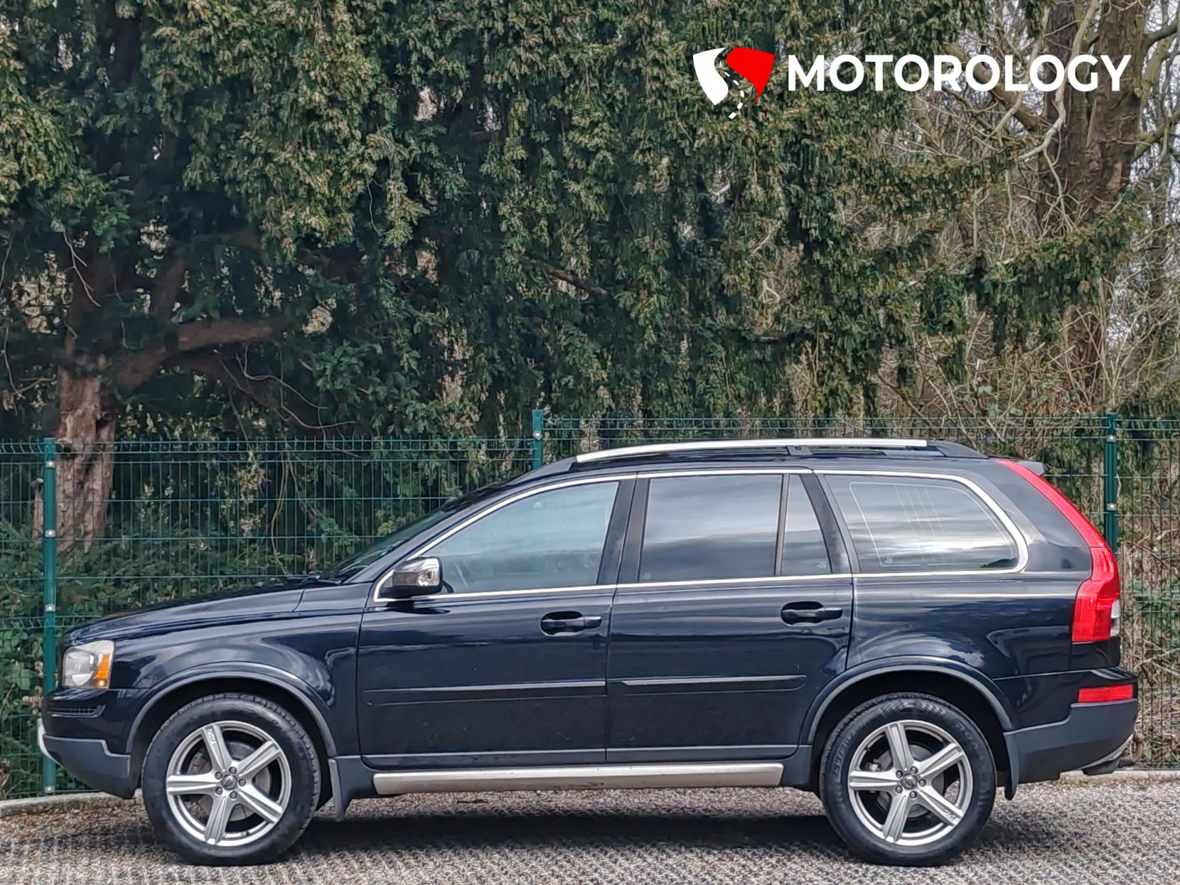 Volvo XC90 2.4 D5 R-Design SE SUV 5dr Diesel Geartronic AWD (224 g/km, 182 bhp)