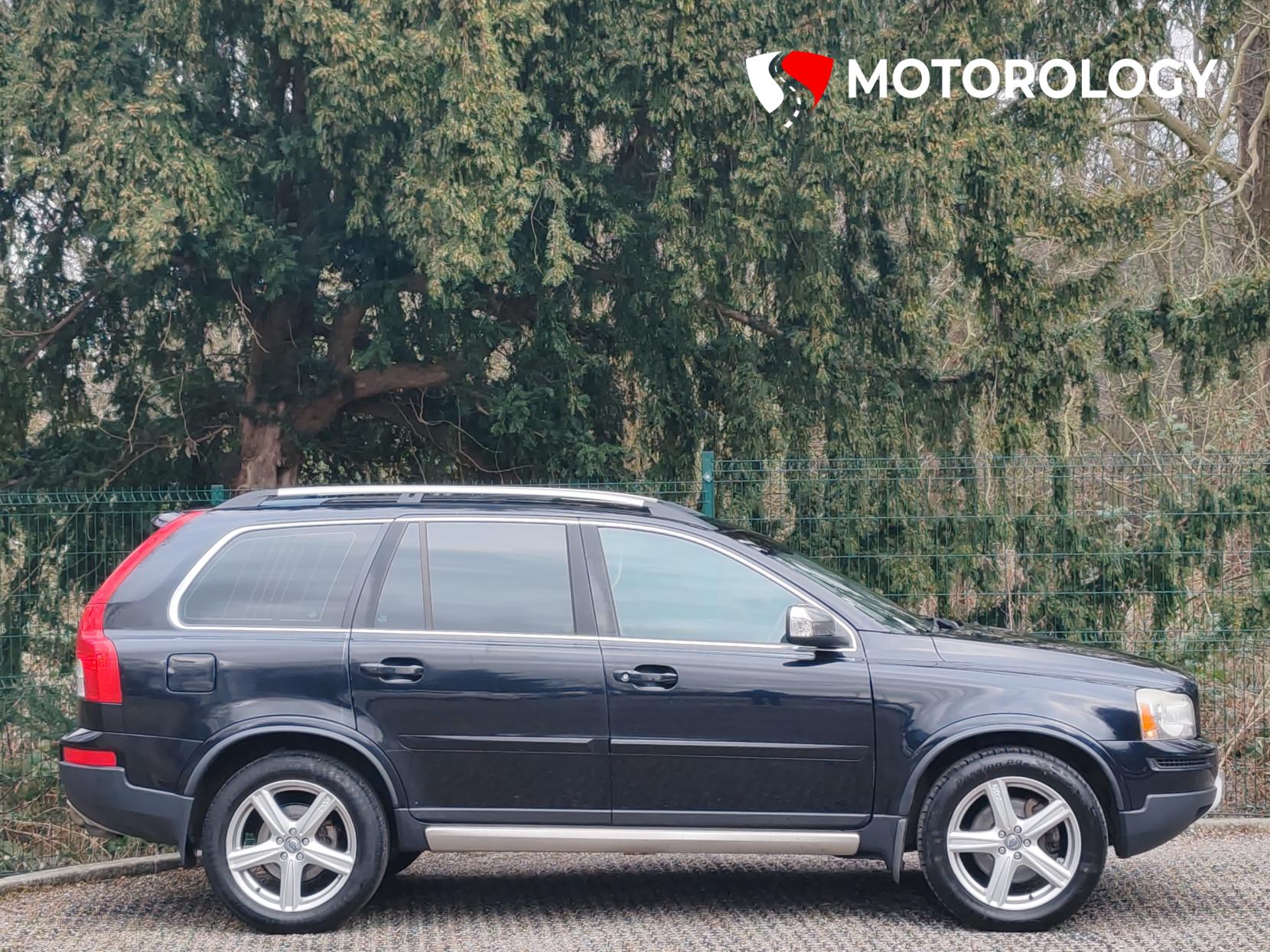 Volvo XC90 2.4 D5 R-Design SE SUV 5dr Diesel Geartronic AWD (224 g/km, 182 bhp)