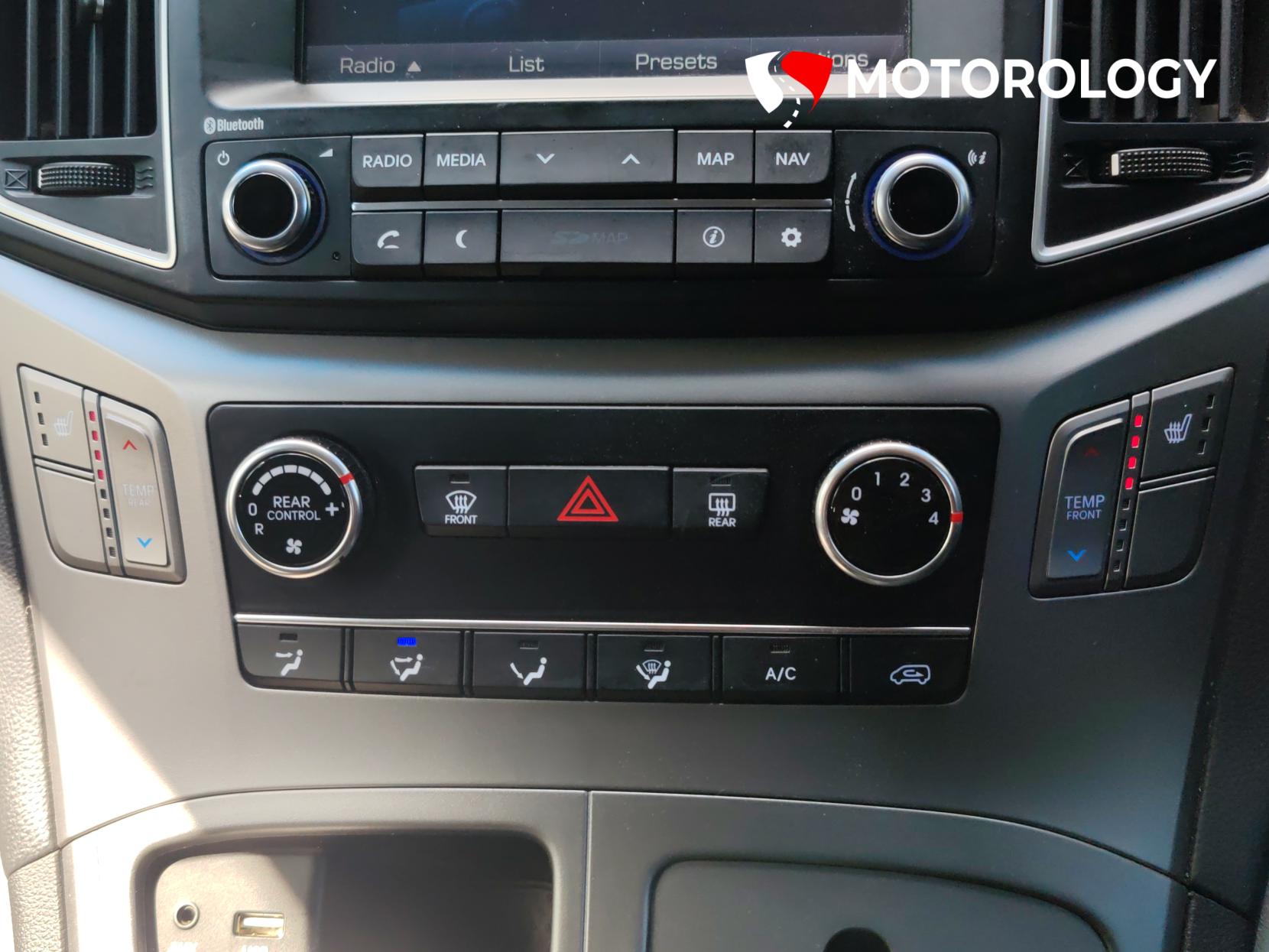 Hyundai i800 2.5 CRDi SE Nav MPV 5dr Diesel Auto Euro 6 (170 ps)