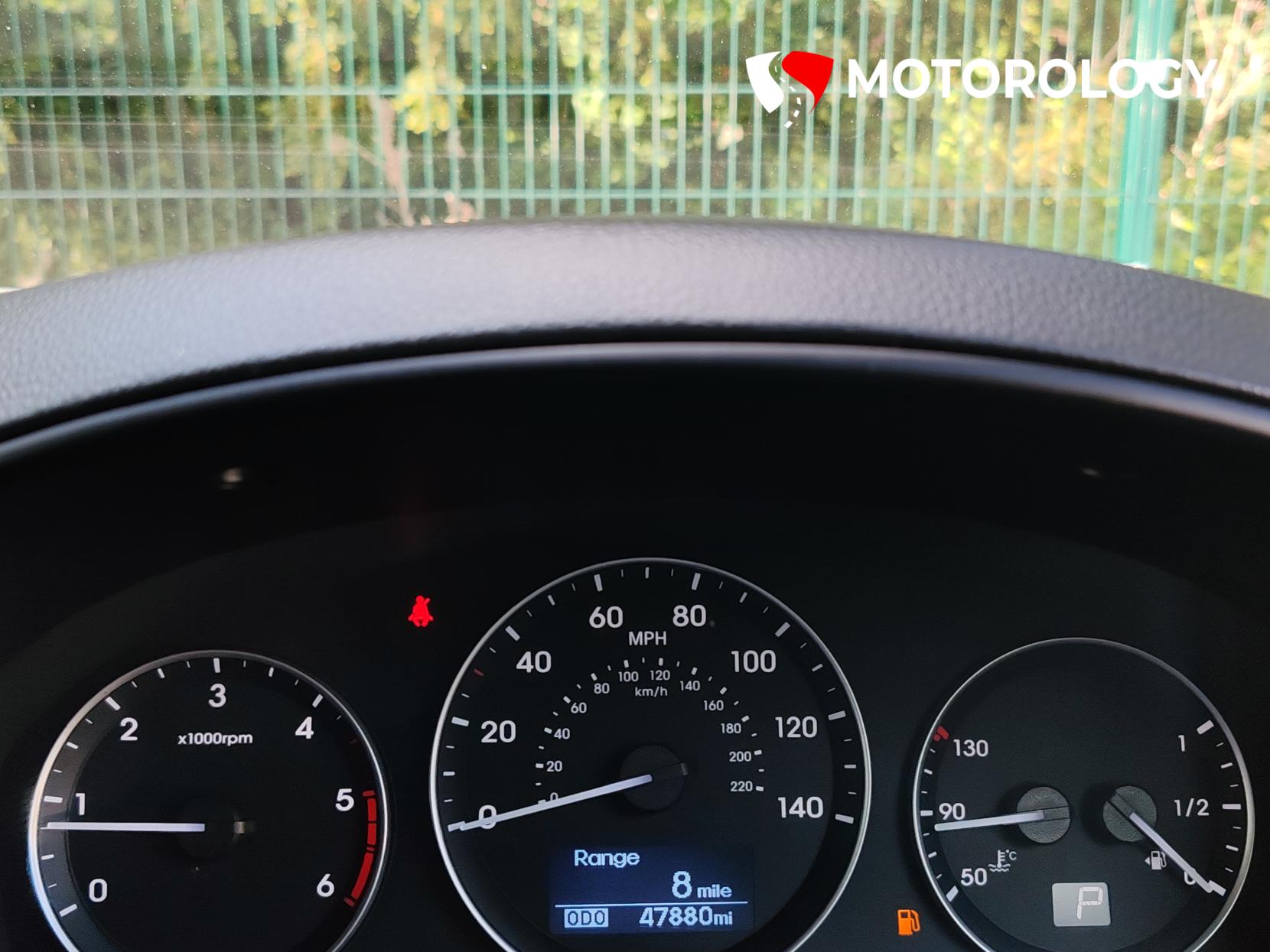 Hyundai i800 2.5 CRDi SE Nav MPV 5dr Diesel Auto Euro 6 (170 ps)