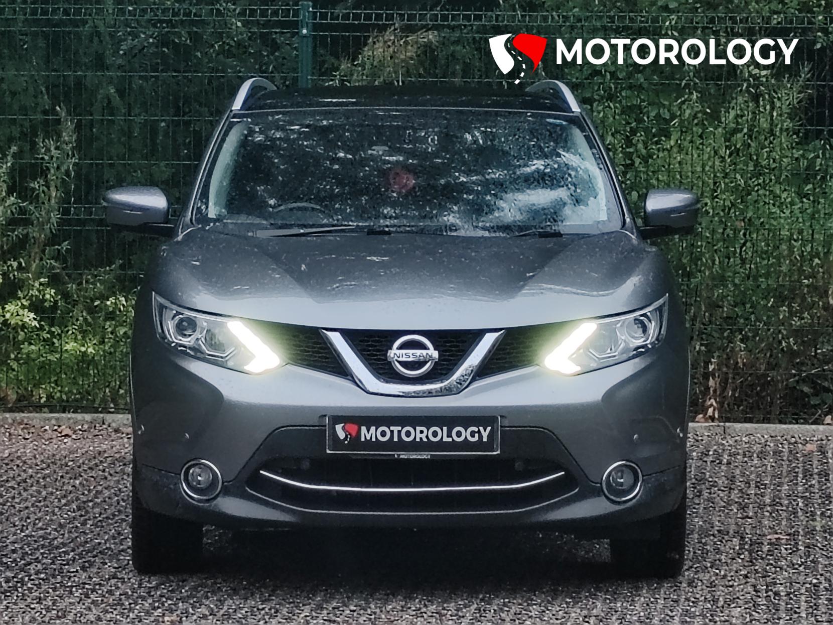 Nissan Qashqai 1.5 dCi Tekna SUV 5dr Diesel Manual 2WD Euro 6 (s/s) (110 ps)