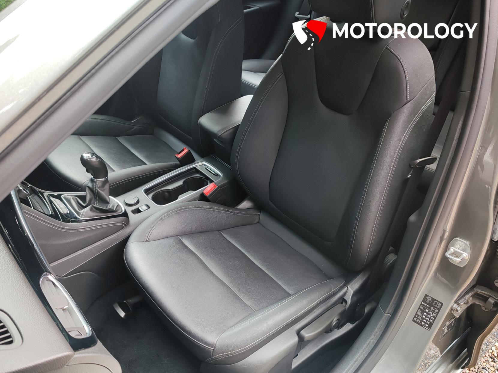 Vauxhall Astra 1.6i Turbo GPF Elite Nav Hatchback 5dr Petrol Manual Euro 6 (s/s) (200 ps)