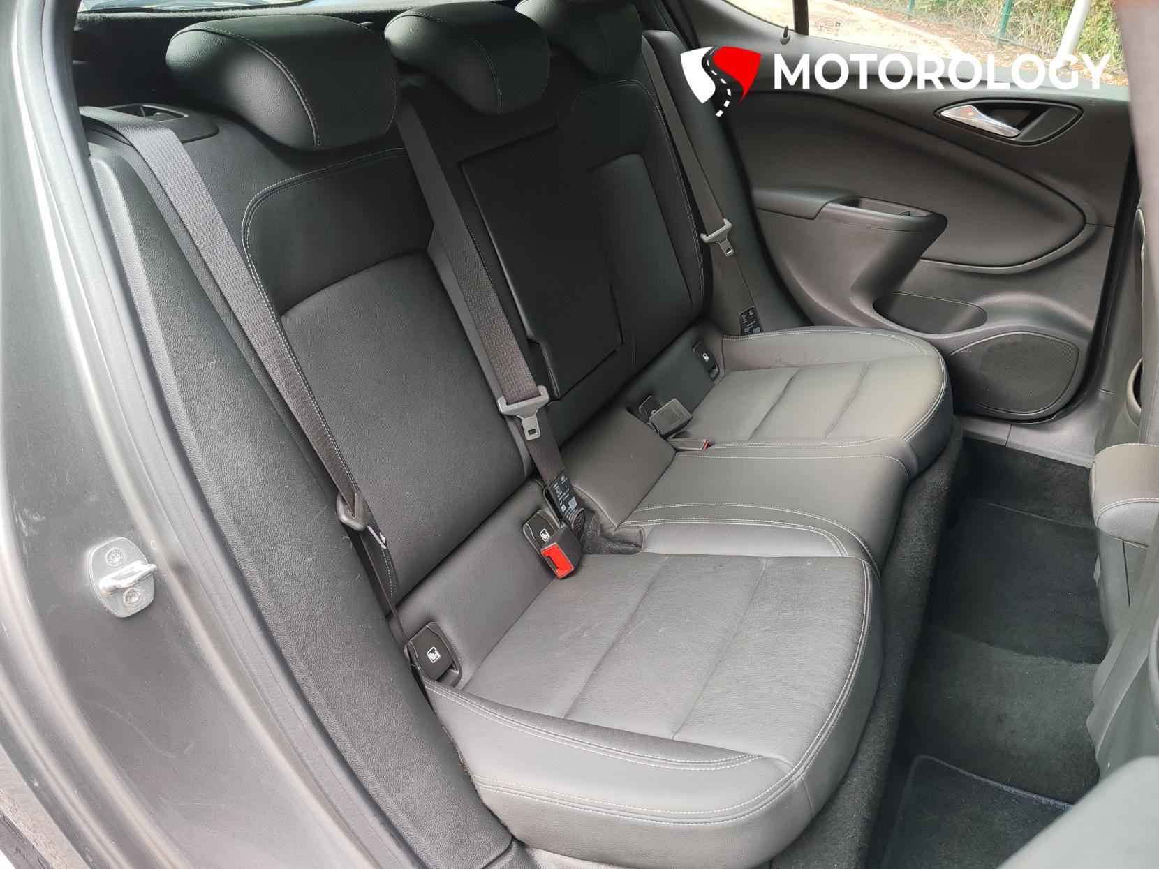 Vauxhall Astra 1.6i Turbo GPF Elite Nav Hatchback 5dr Petrol Manual Euro 6 (s/s) (200 ps)
